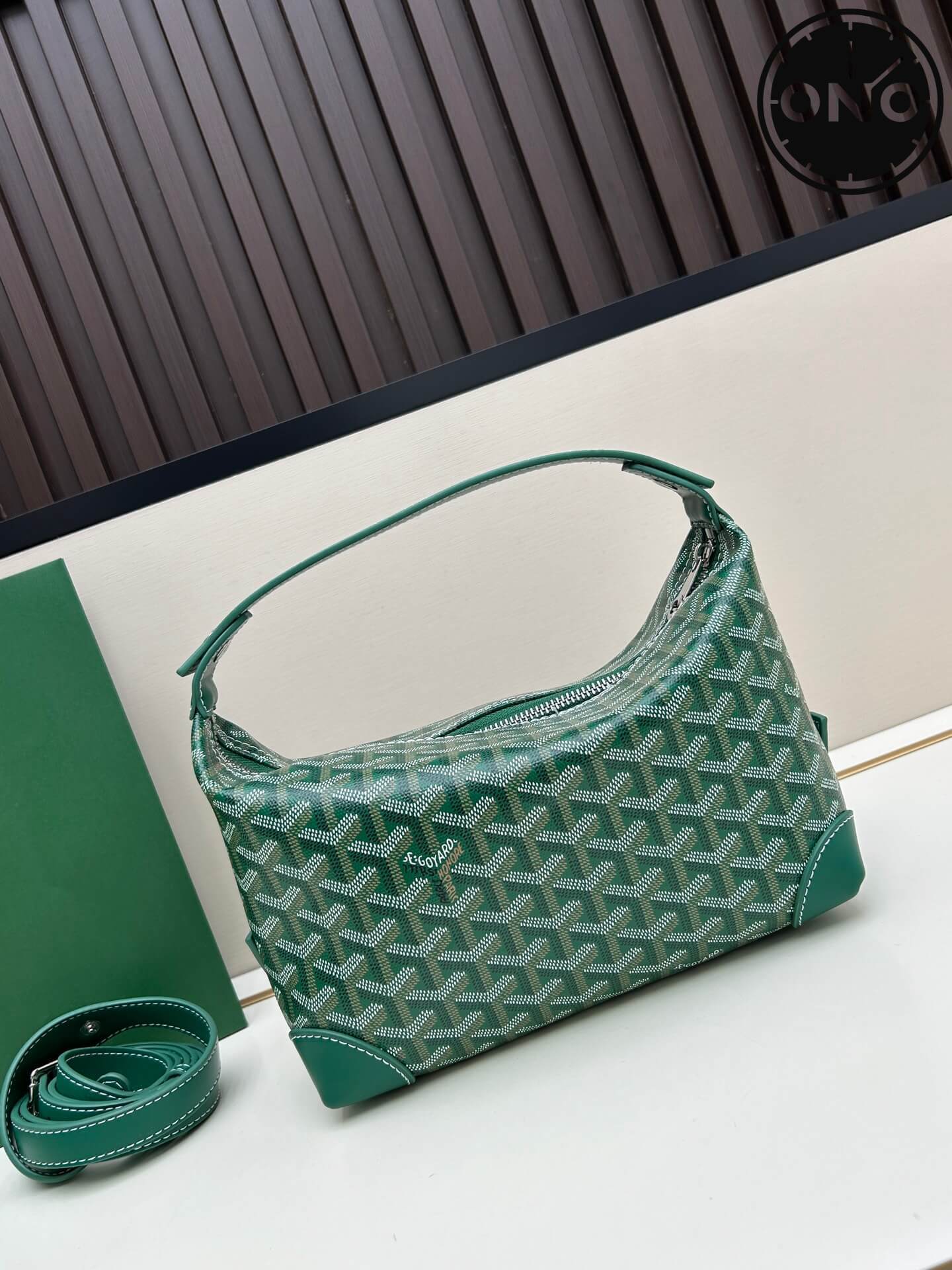 goyard_women_6_2.jpg
