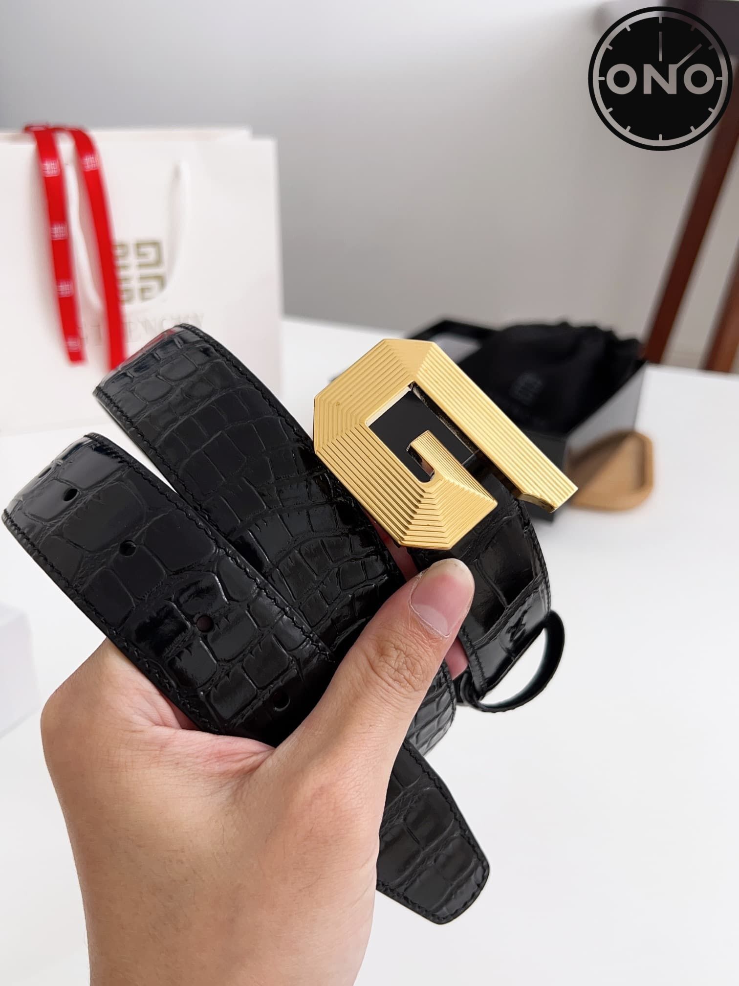 givenchy_belt_39_1.jpg