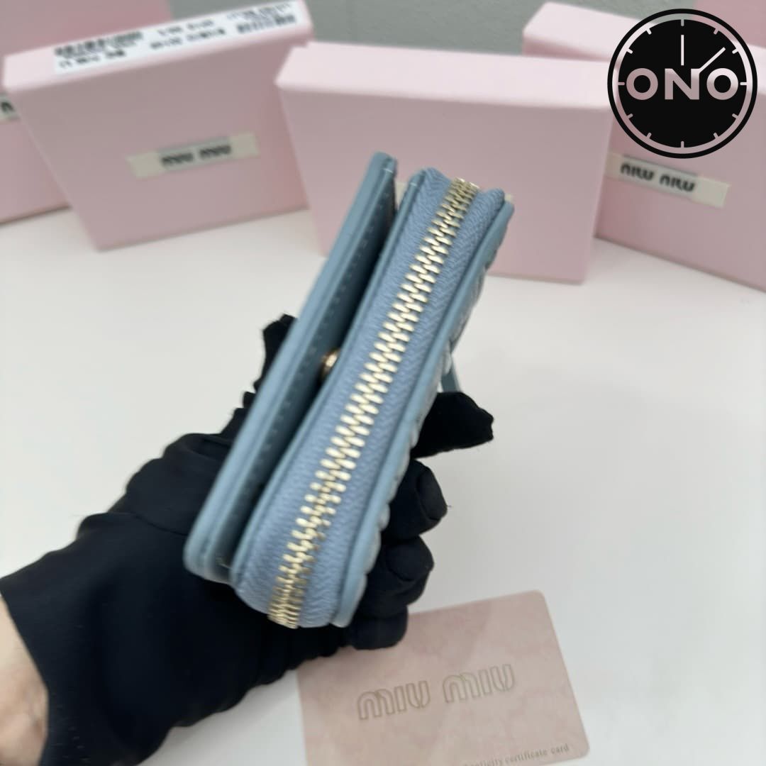 miumiu_wallet_3_5.jpg