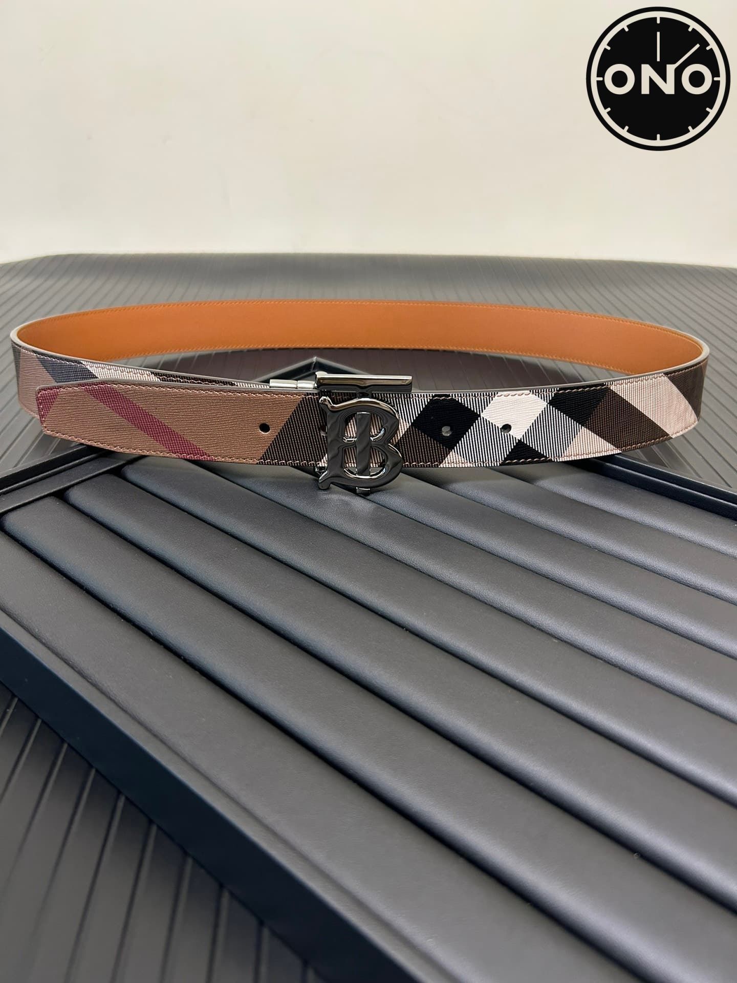 burberry_belt_56_4.jpg