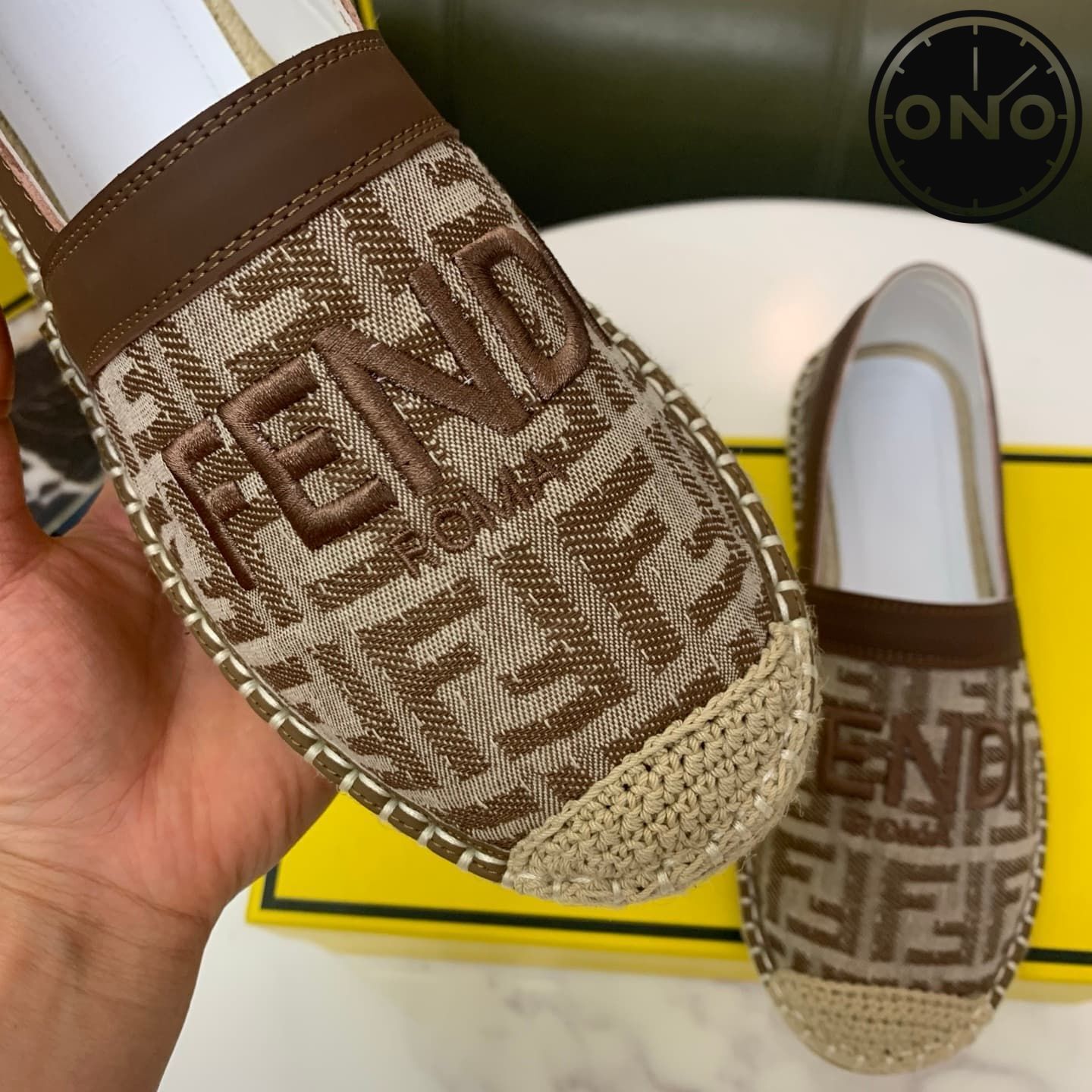 fendi-driving-shoes_3_4.jpg