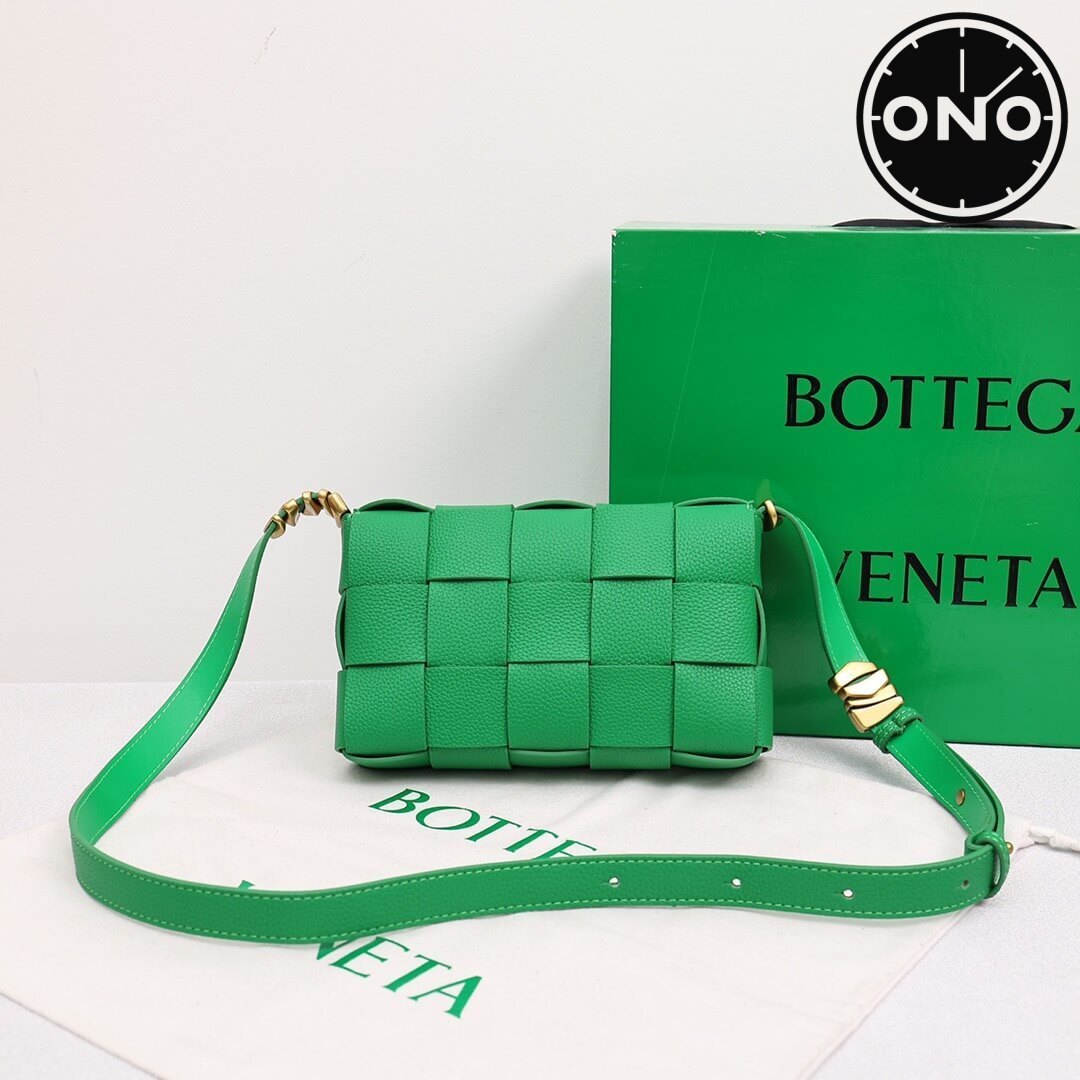 bottega_veneta_women_113_2.jpg