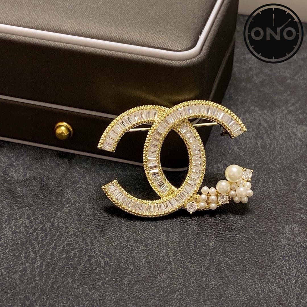chanel-brooch_16_1.jpg