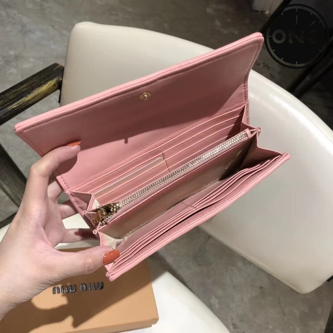 miumiu_wallet_13_8.jpg