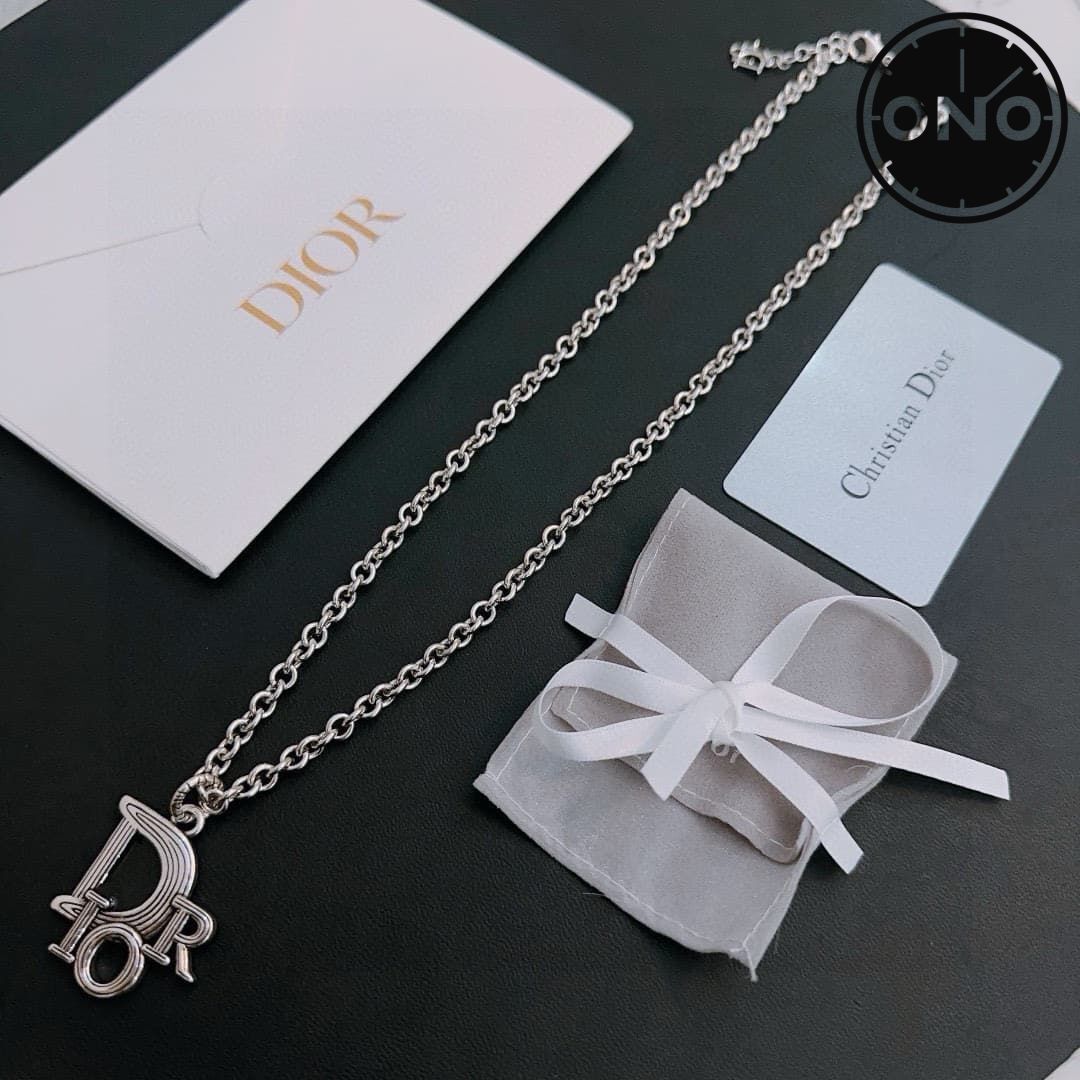 dior-necklace_35_1.jpg