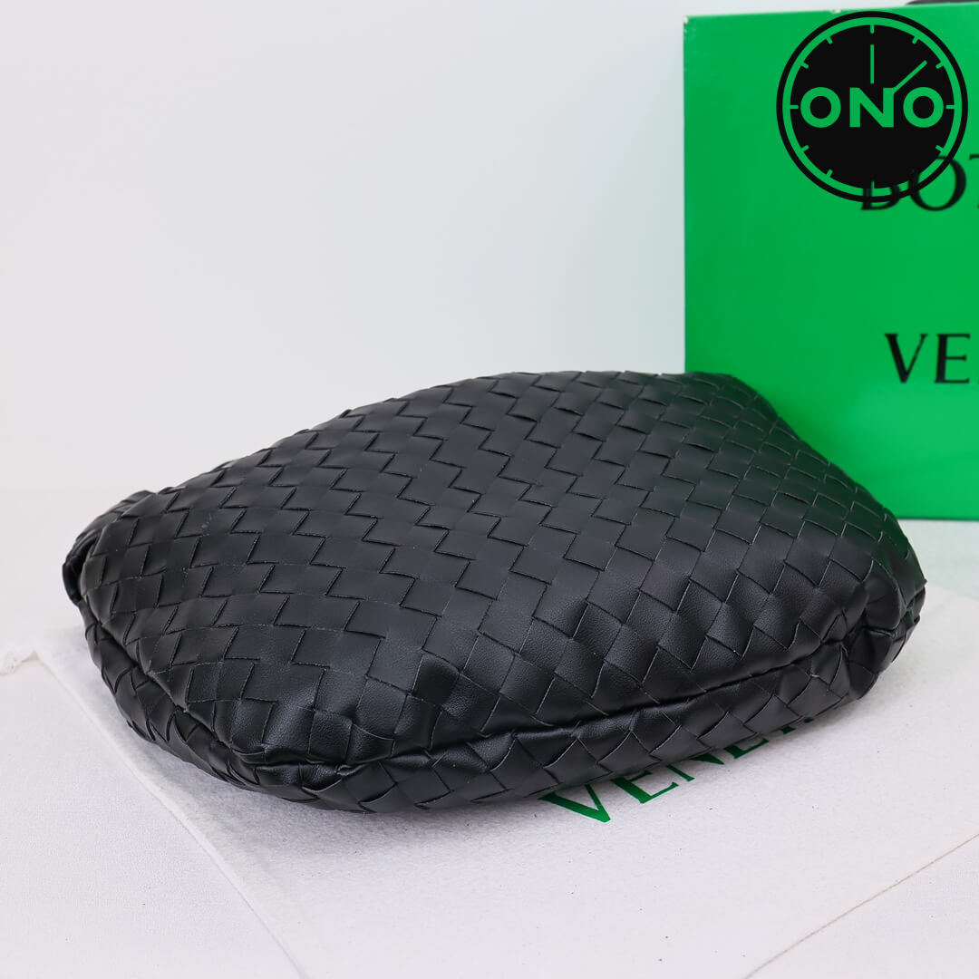 bottega_veneta_women_132_3.jpg