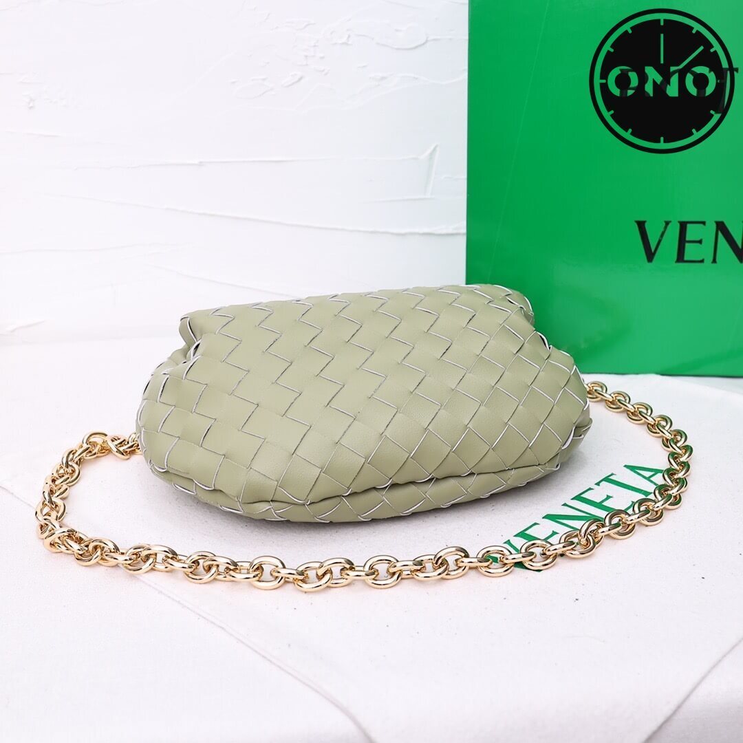 bottega_veneta_women_74_3.jpg