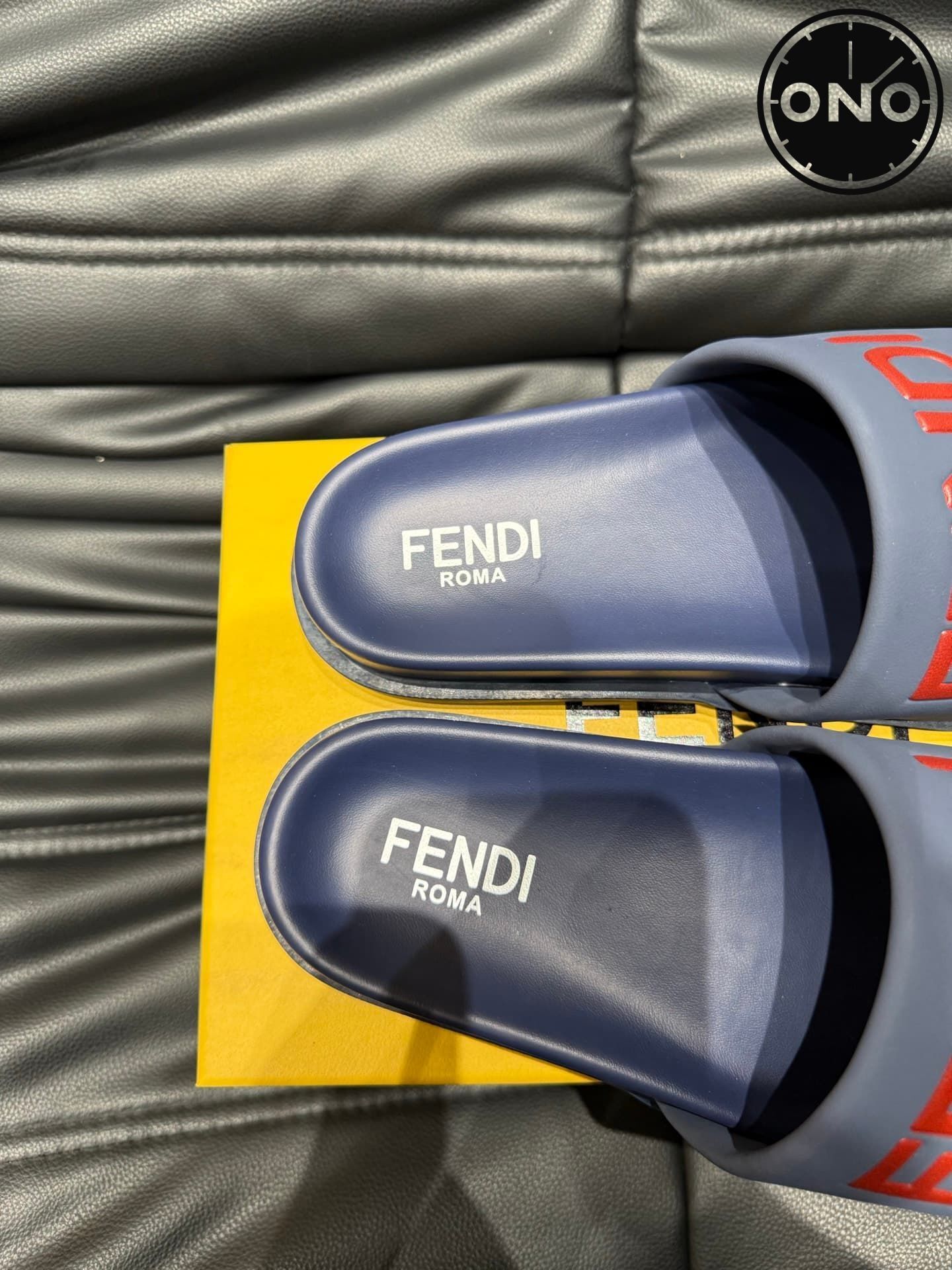 fendi-slippers_32_7.jpg