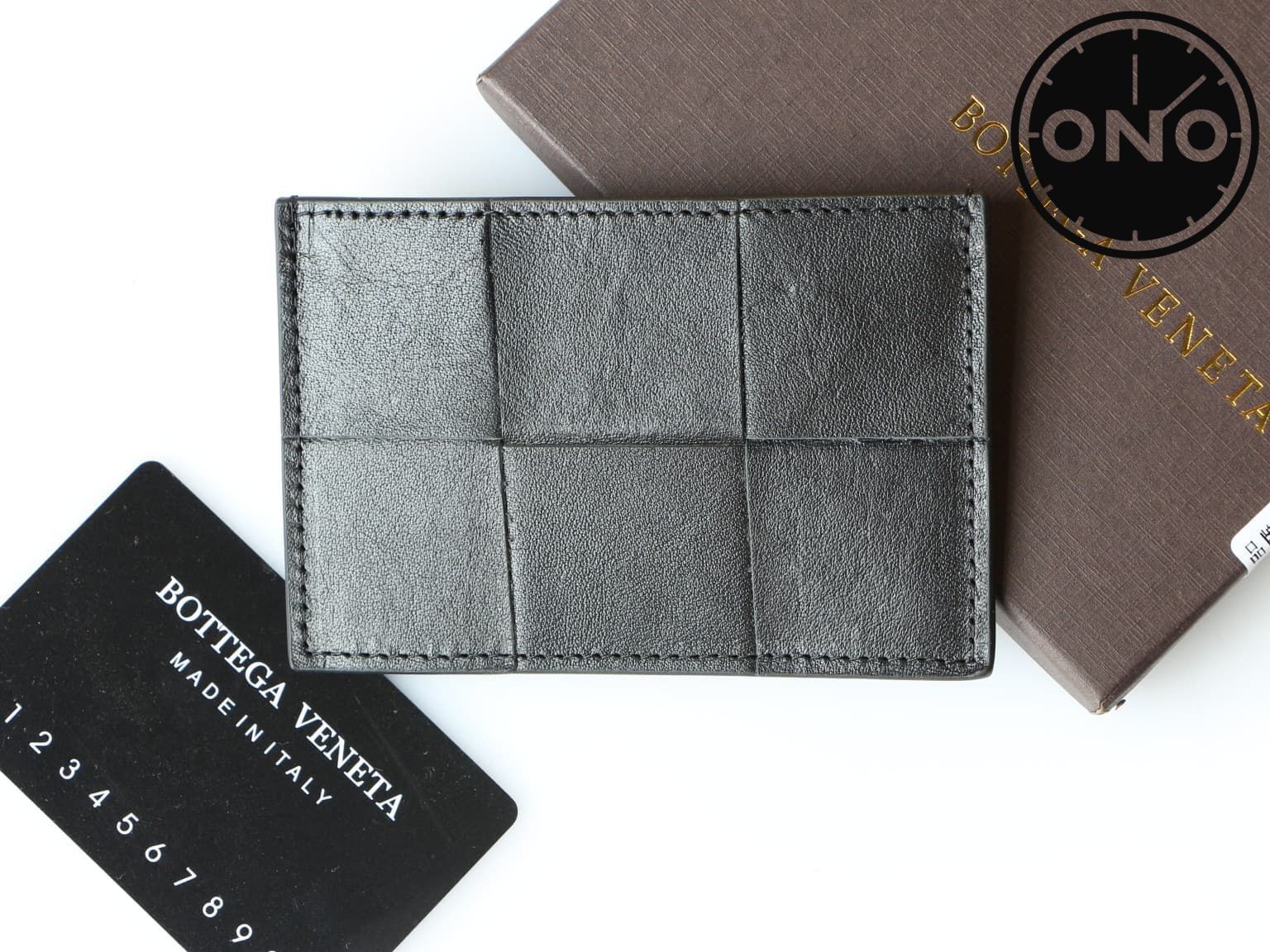 bottega_veneta_wallet_2_1.jpg
