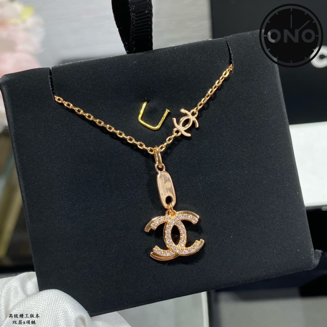 chanel-necklace_6_2.jpg