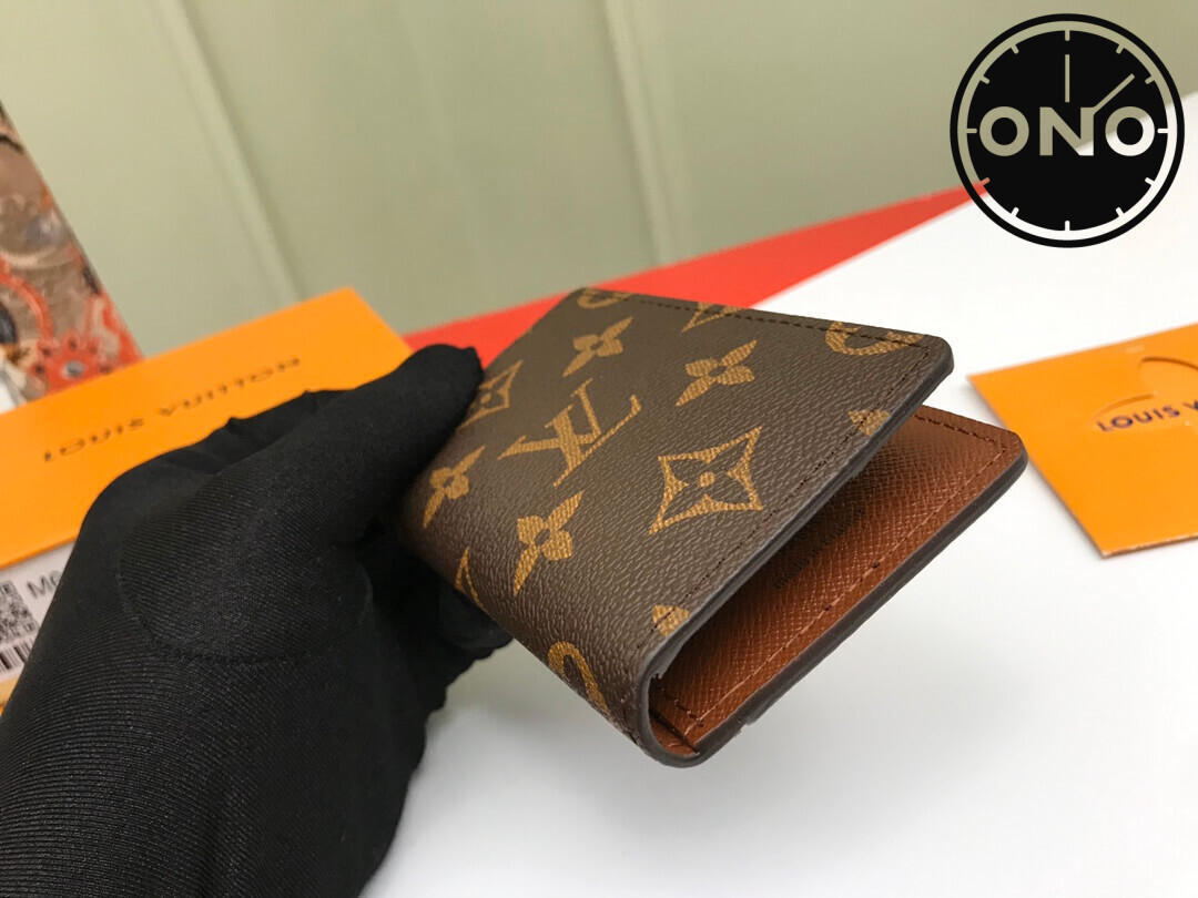 lv_wallet_38_5.jpg