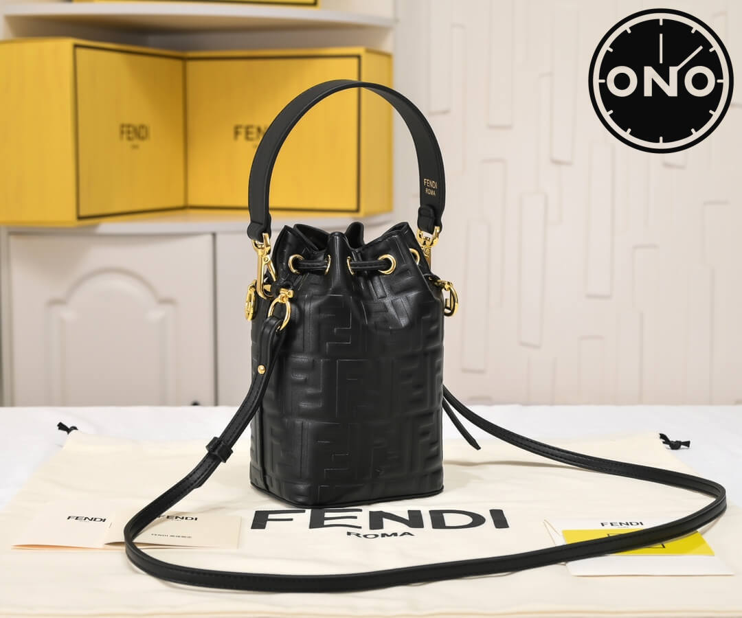 fendi_women_67_1.jpg