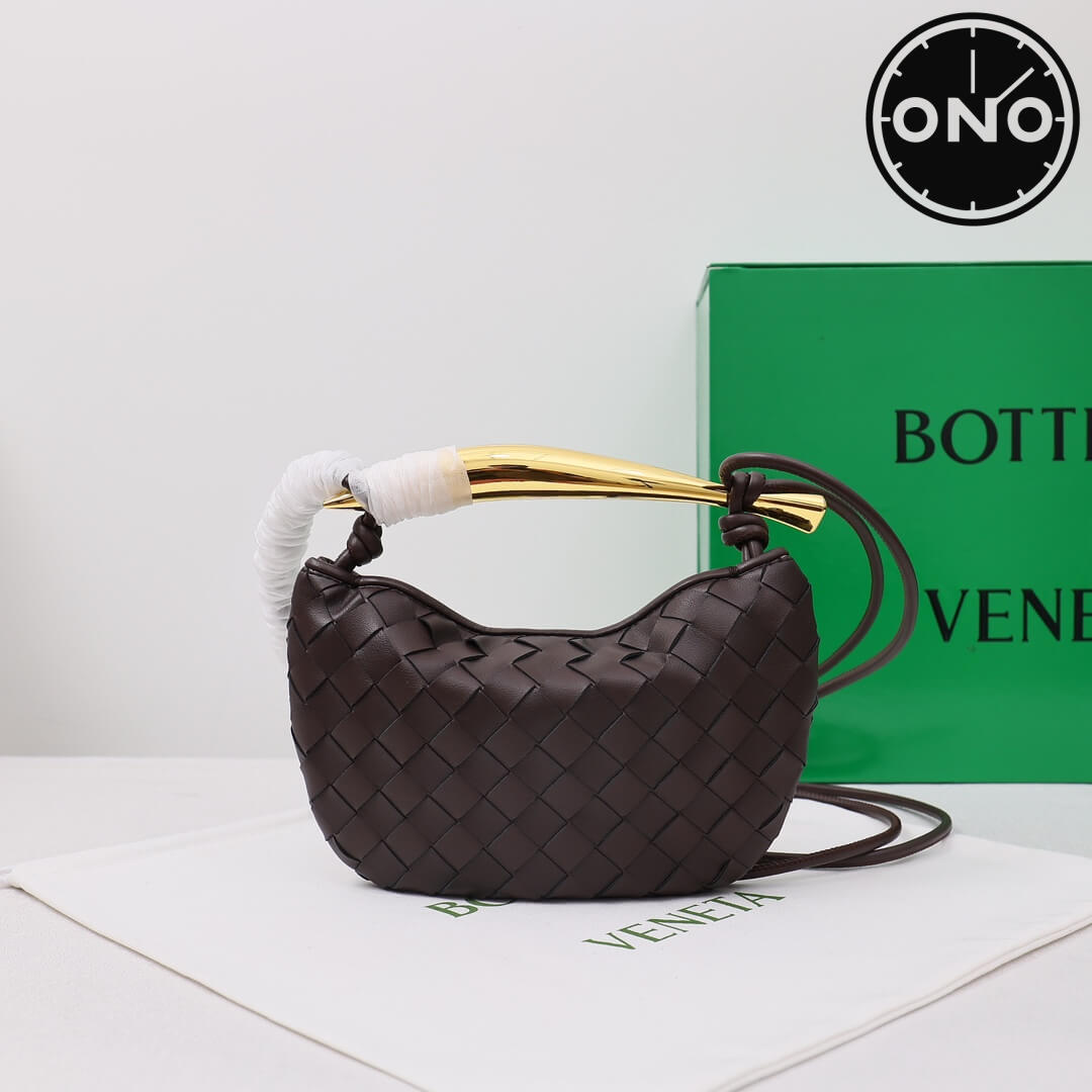 bottega_veneta_women_165_1.jpg