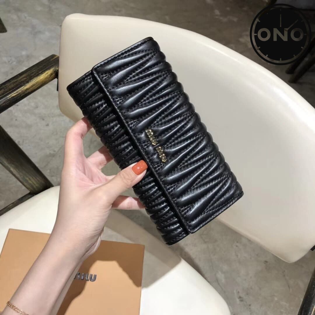 miumiu_wallet_37_3.jpg