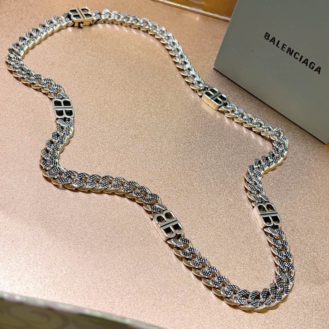 balenciaga-necklace_53_6.jpg