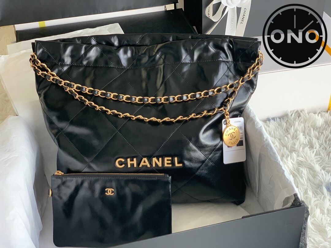 chanel_women_64_1.jpg