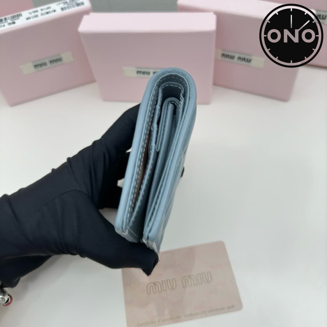 miumiu_wallet_5_4.jpg