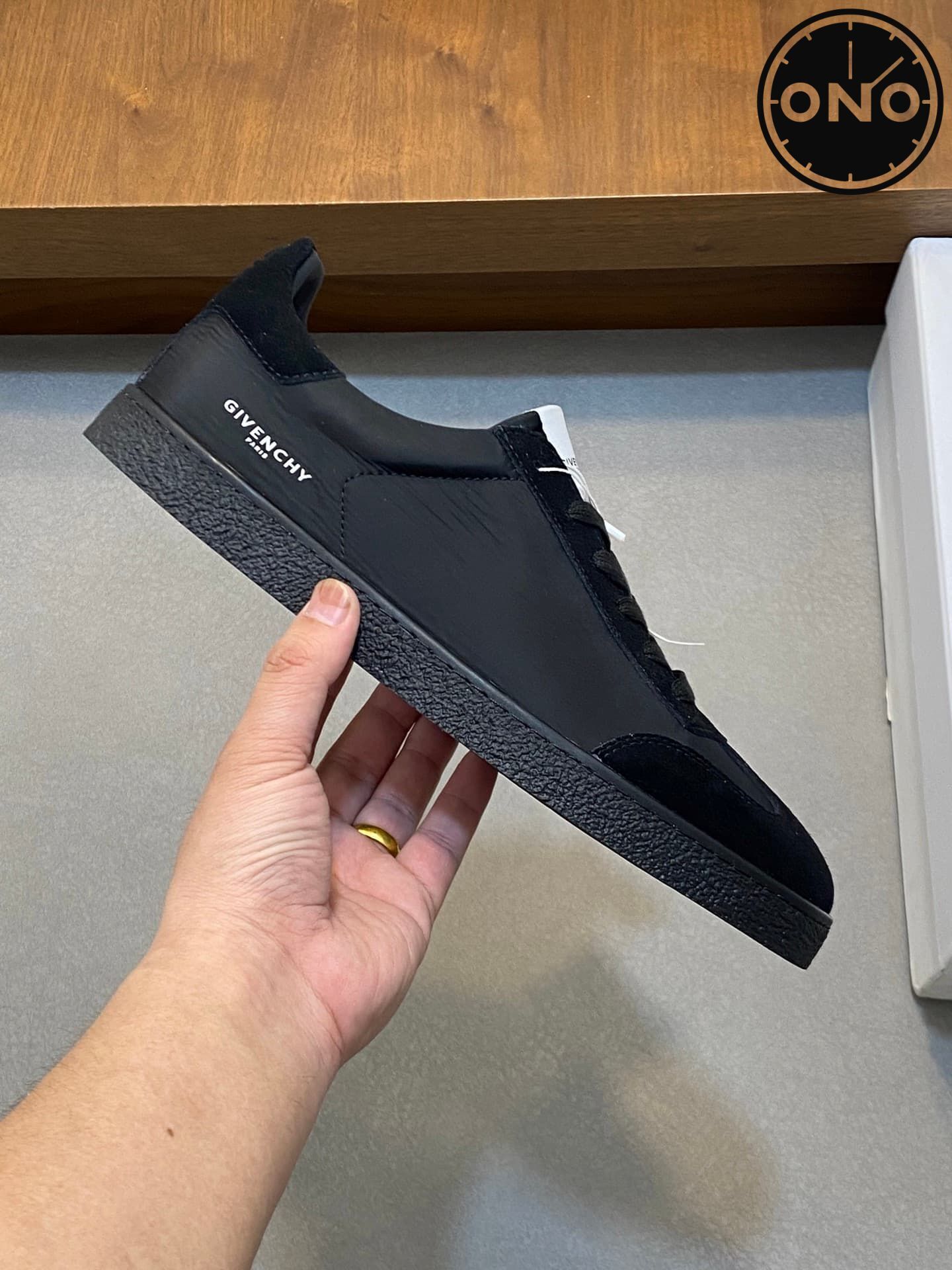 givenchy-casual-shoes_42_3.jpg