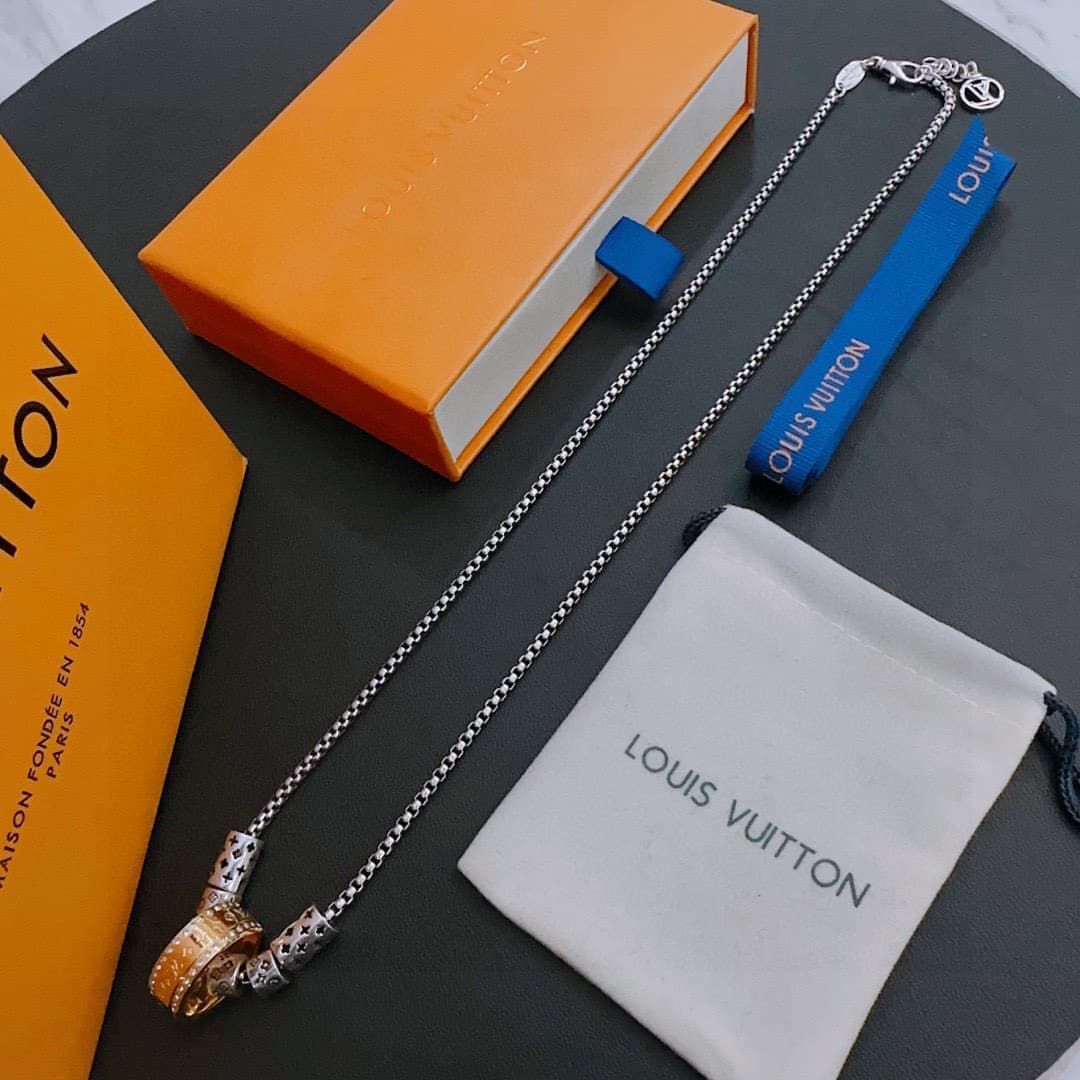 lv-necklace_54_4.jpg