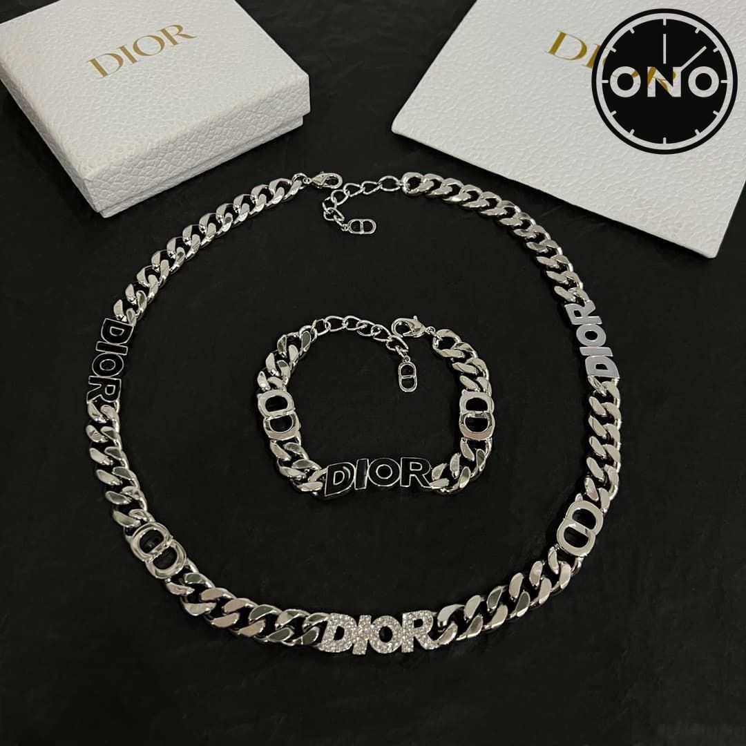 dior-necklace_71_4.jpg
