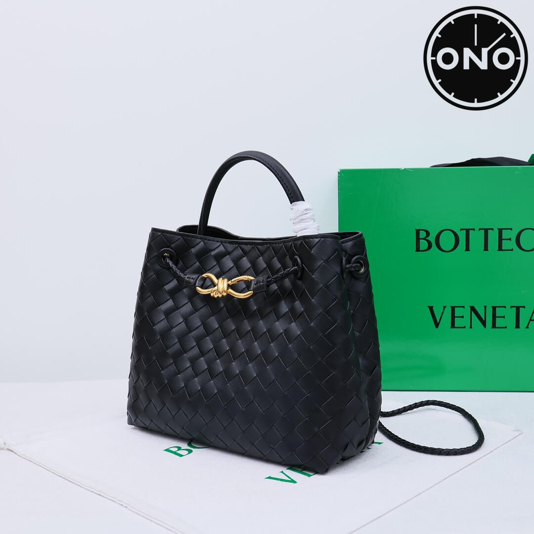 bottega_veneta_women_151_1.jpg
