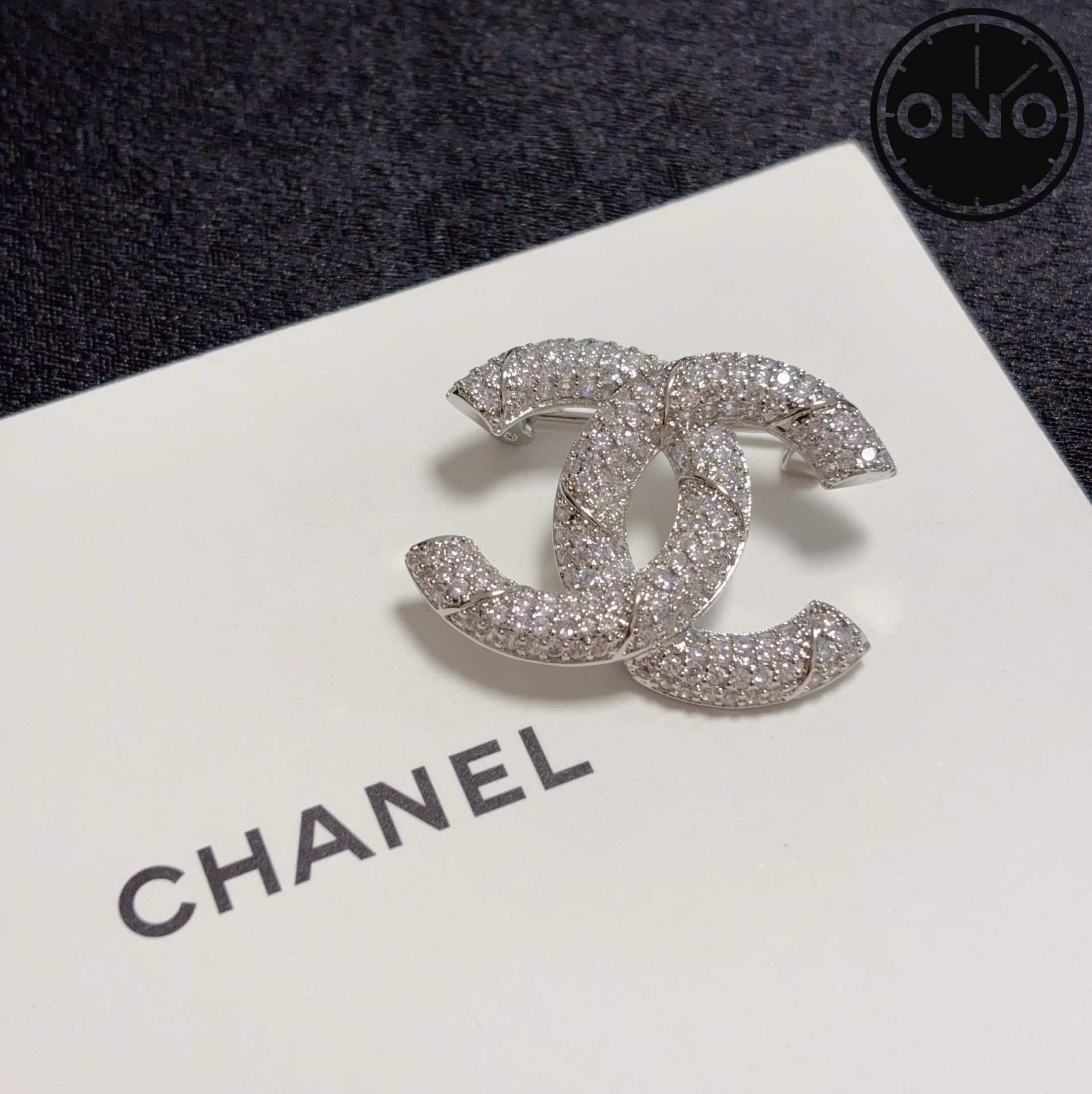 chanel-brooch_7_2.jpg