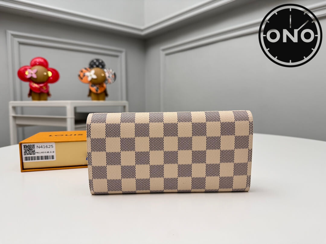 lv_wallet_26_8.jpg