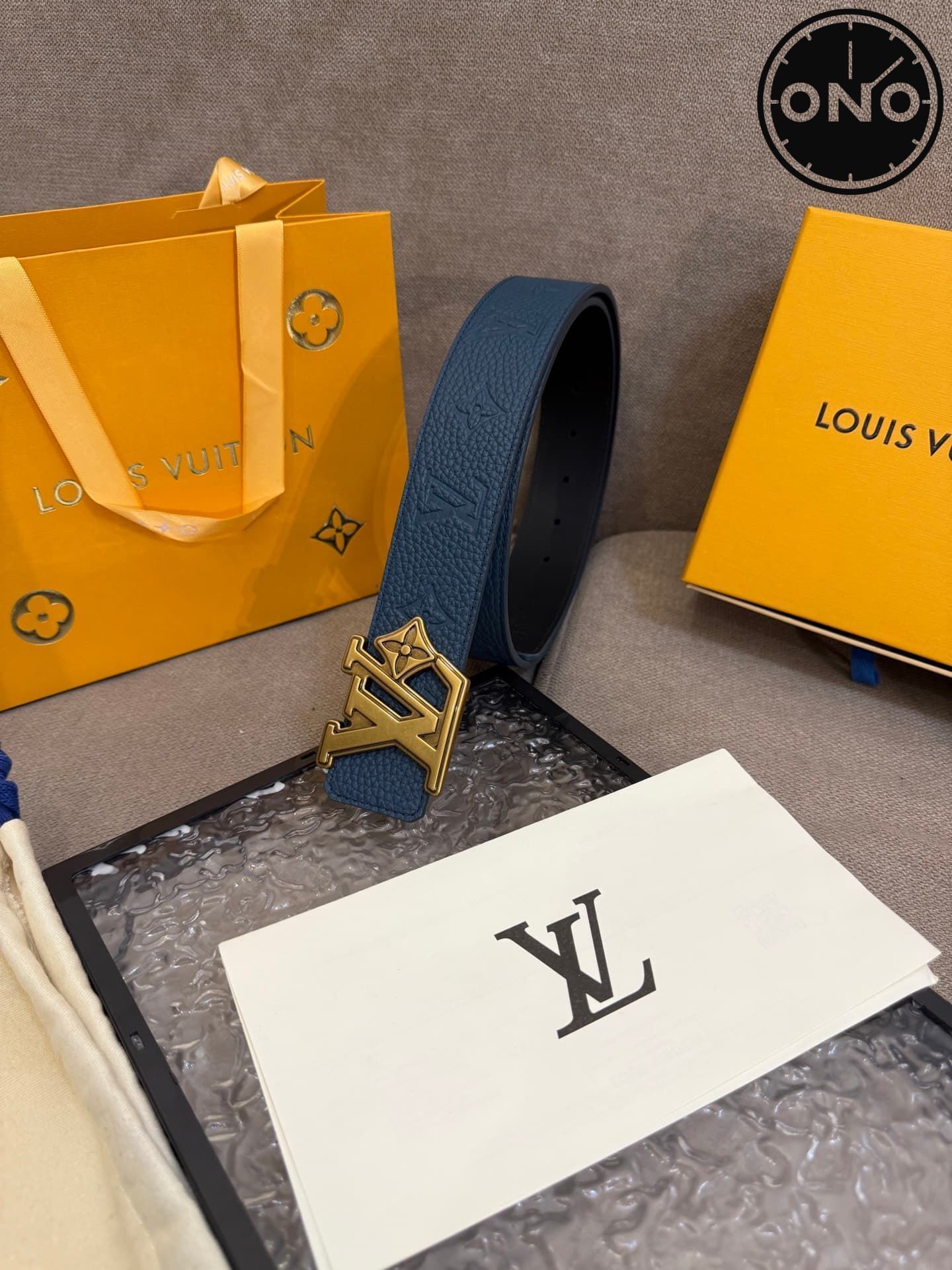 lv_belt_35_2.jpg