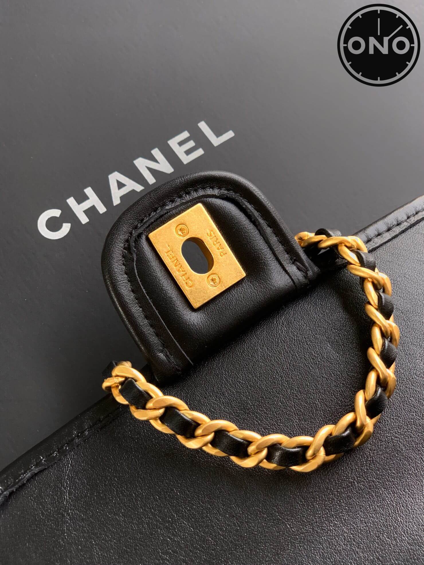 chanel_women_48_6.jpg