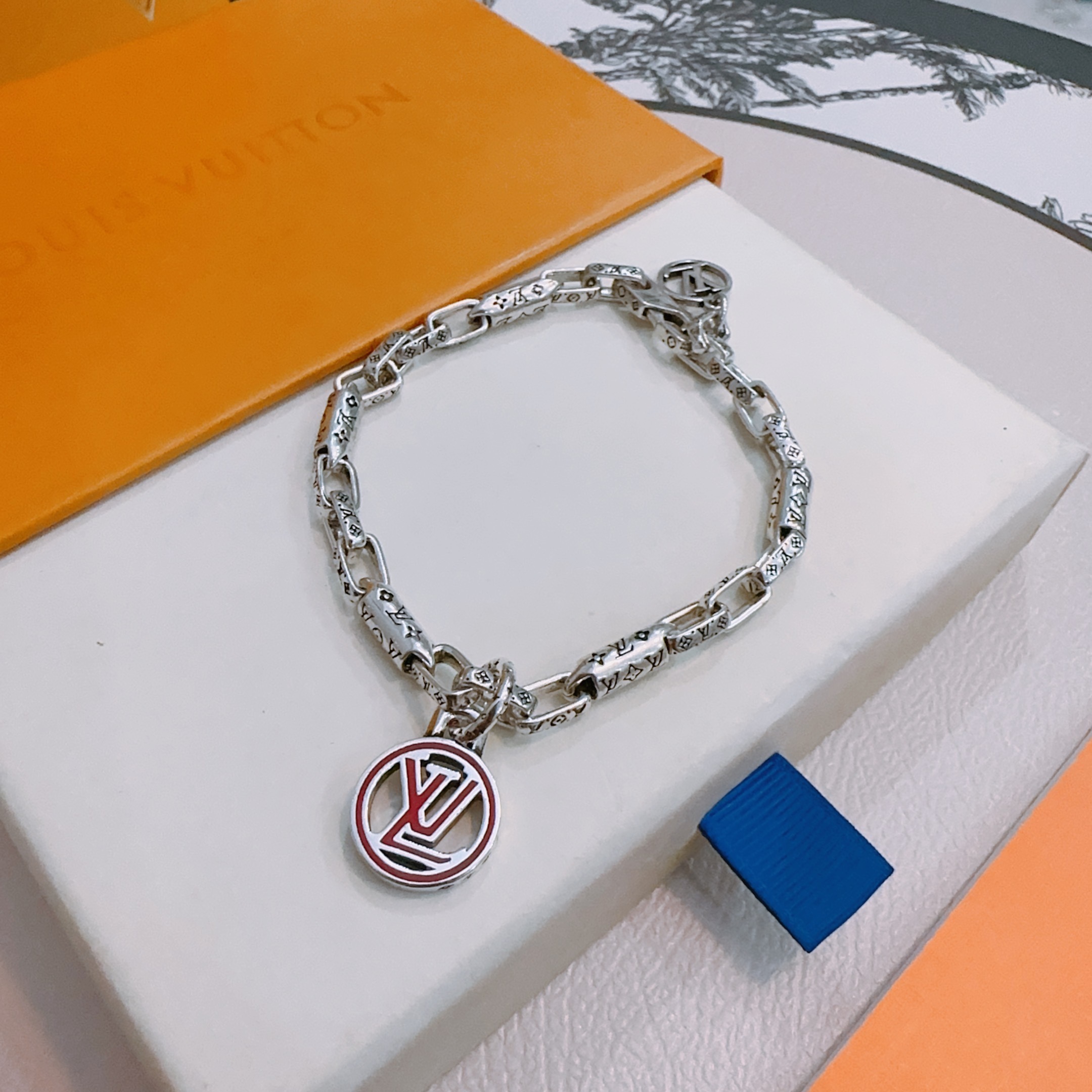 lv-bracelet_21_7.jpg