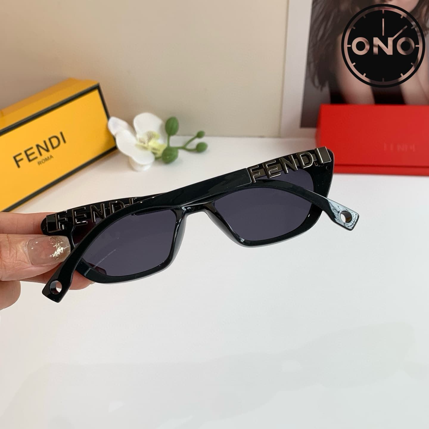 fendi-glasses_37_4.jpg