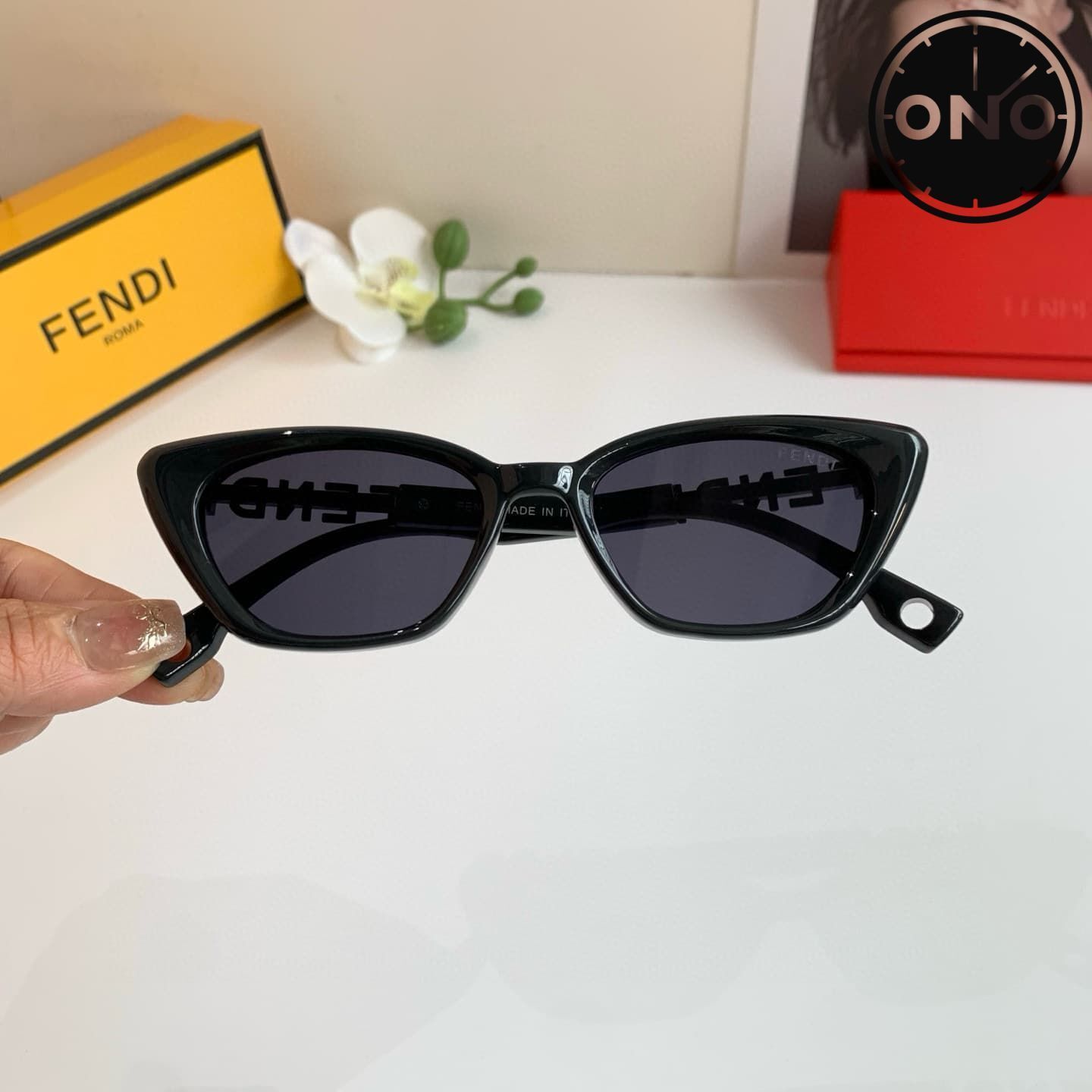 fendi-glasses_37_2.jpg