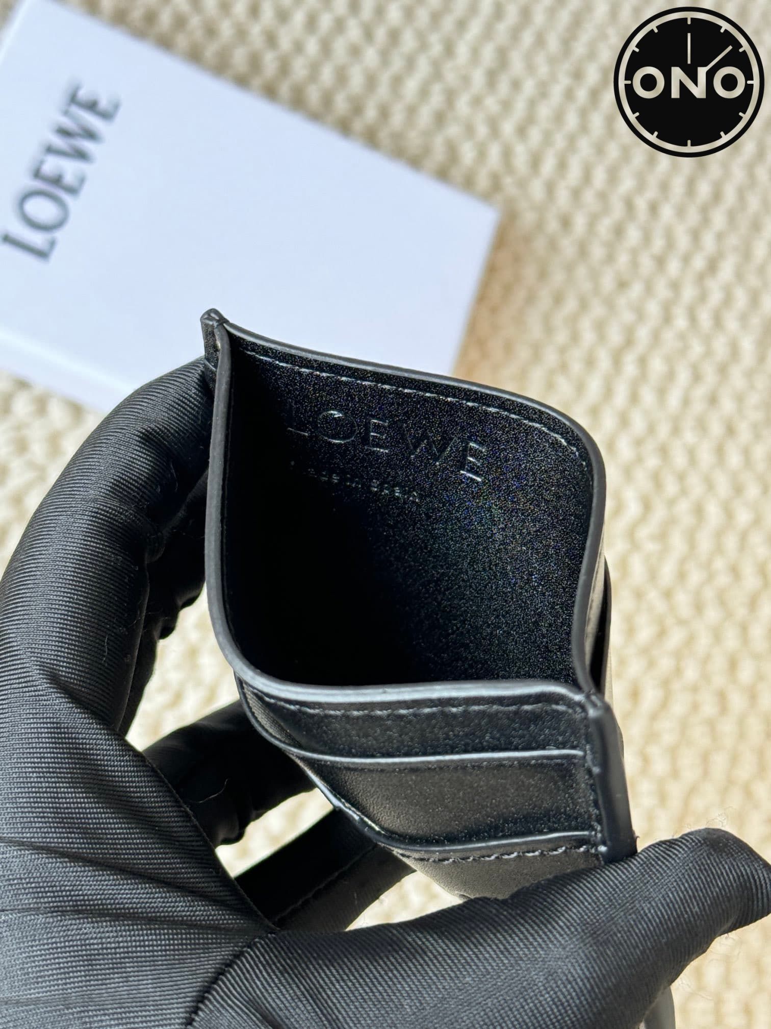 loewe-wallet_12_5.jpg