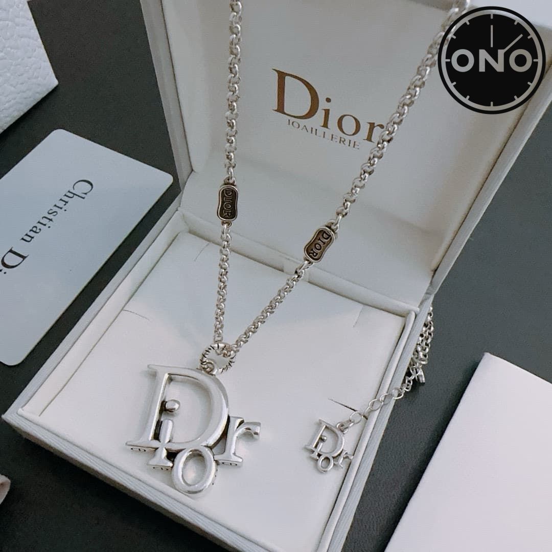 dior-necklace_14_4.jpg