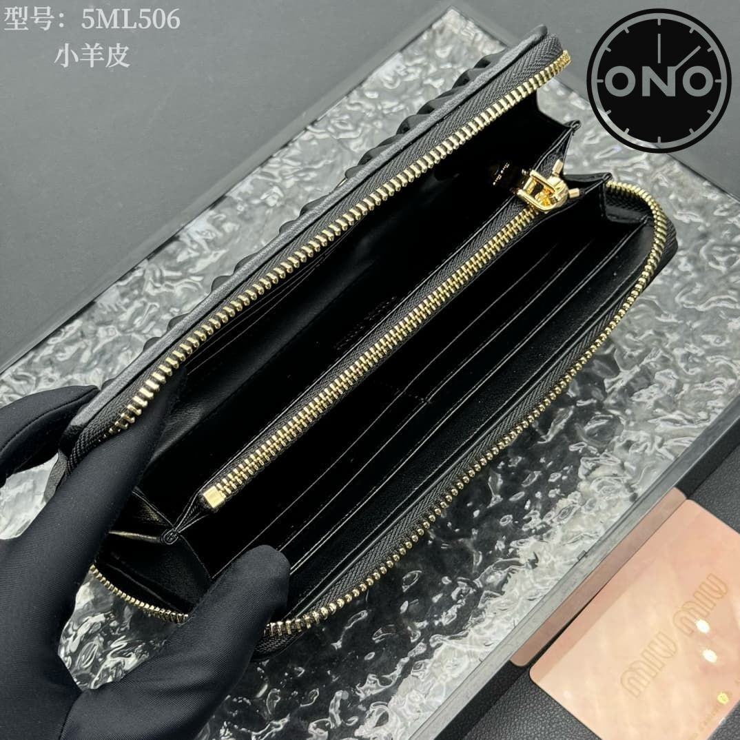 miumiu_wallet_25_6.jpg
