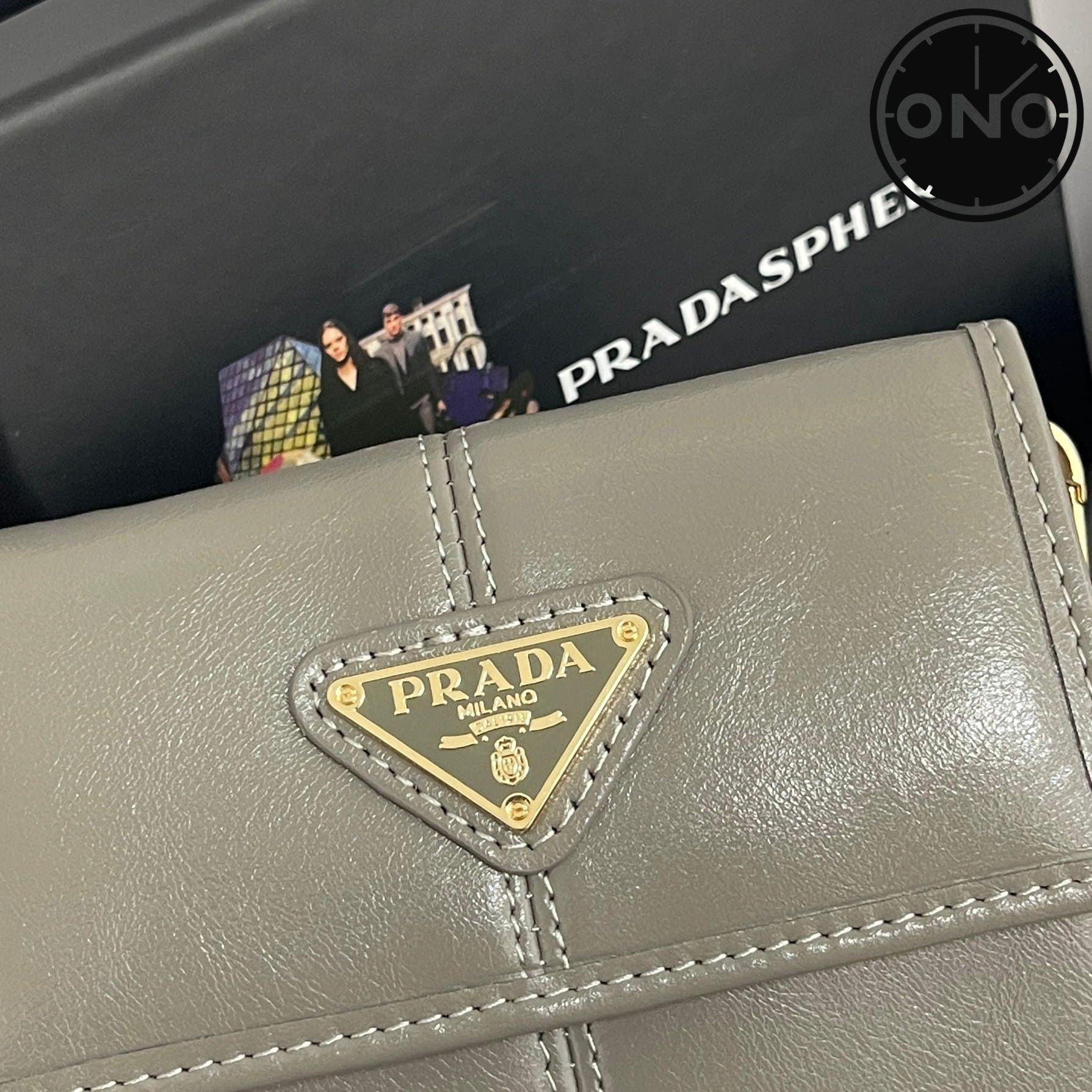 prada_wallet_10_4.jpg