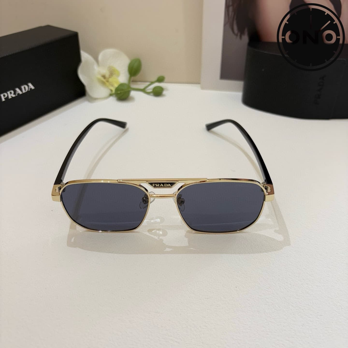 prada-glasses_45_4.jpg