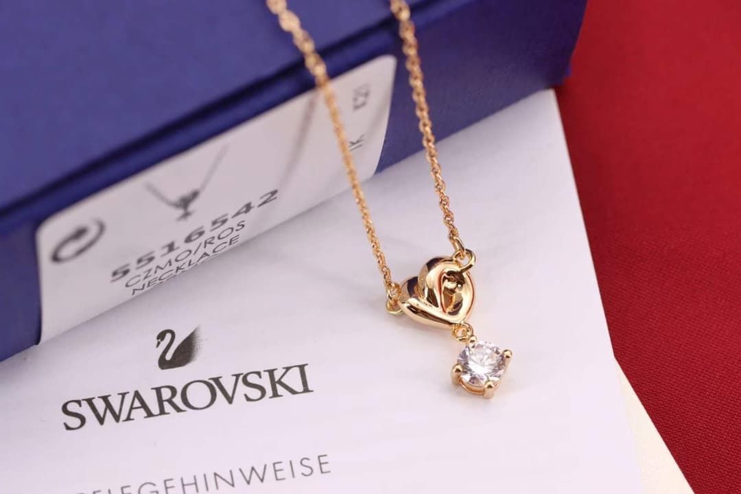 swarovski-necklace_14_4.jpg