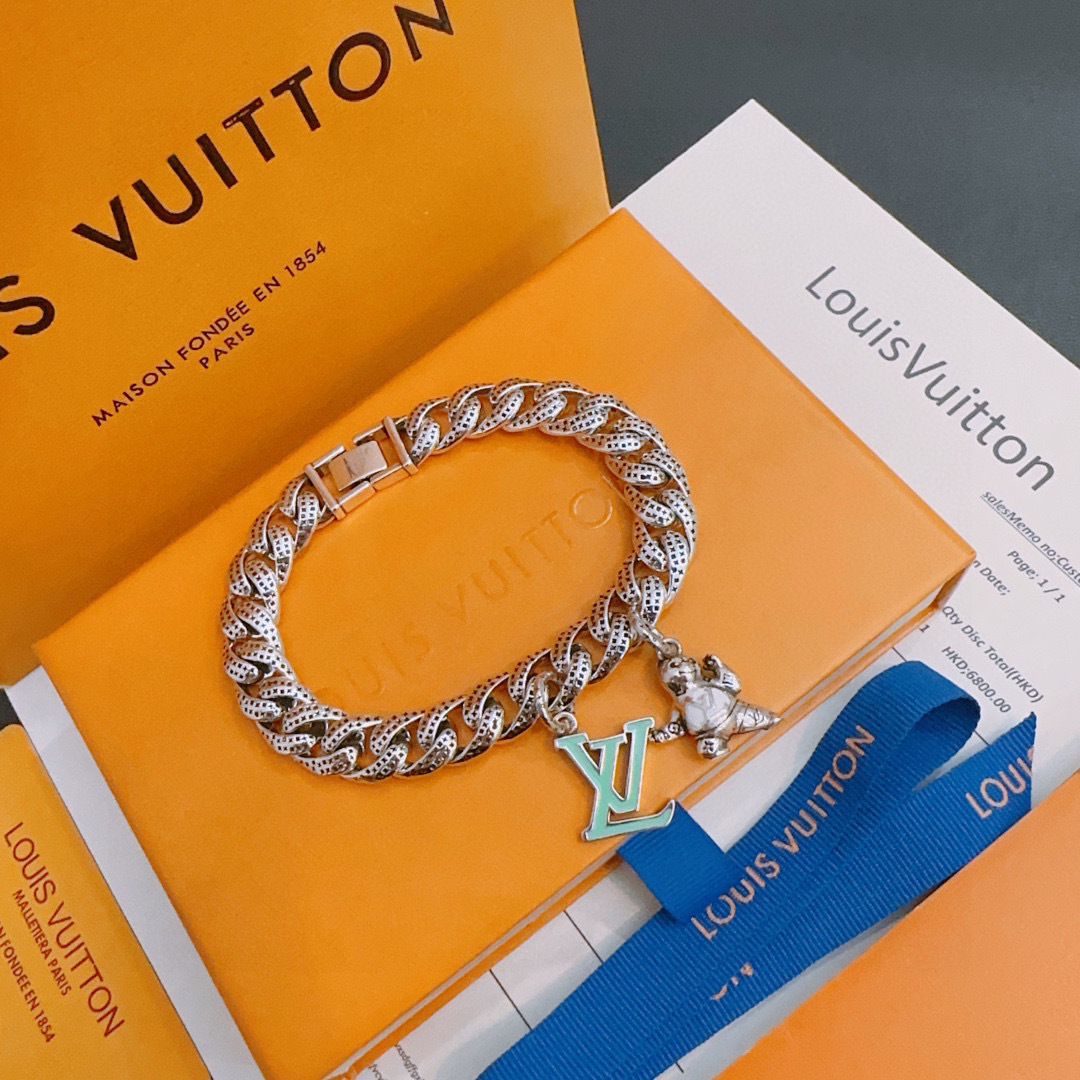 lv-bracelet_8_1.jpg