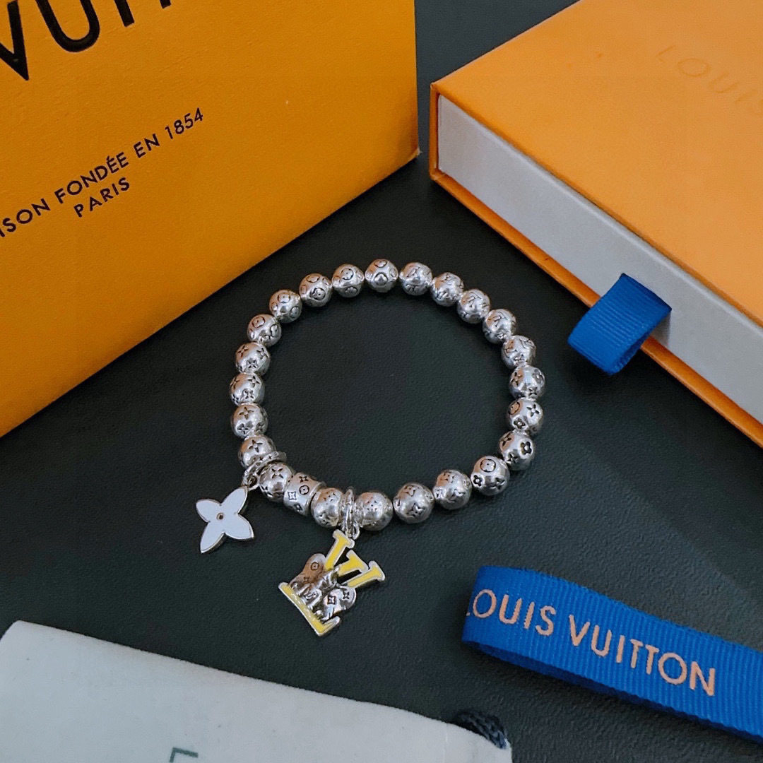 lv-bracelet_42_7.jpg