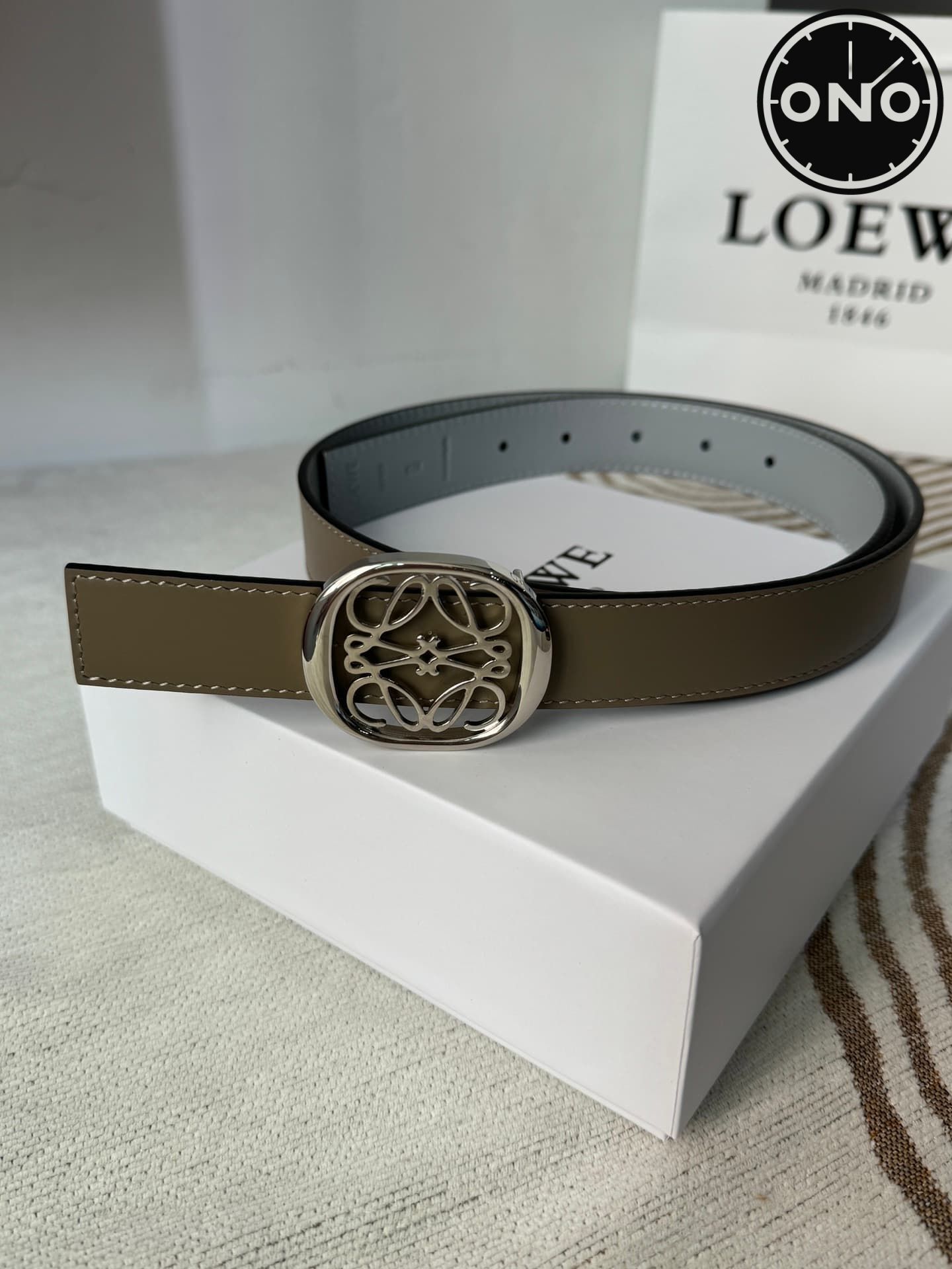 loewe_belt_30_3.jpg