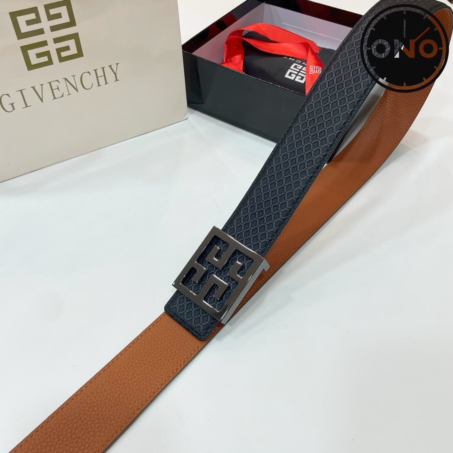givenchy_belt_6_8.jpg