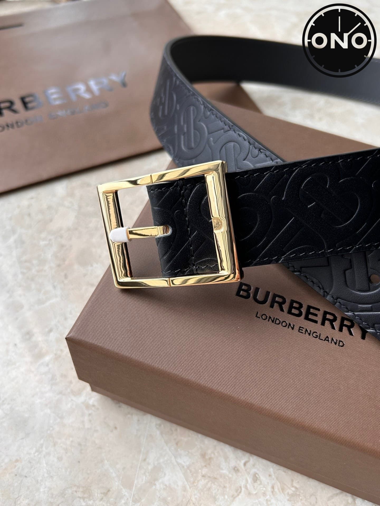 burberry_belt_135_1.jpg