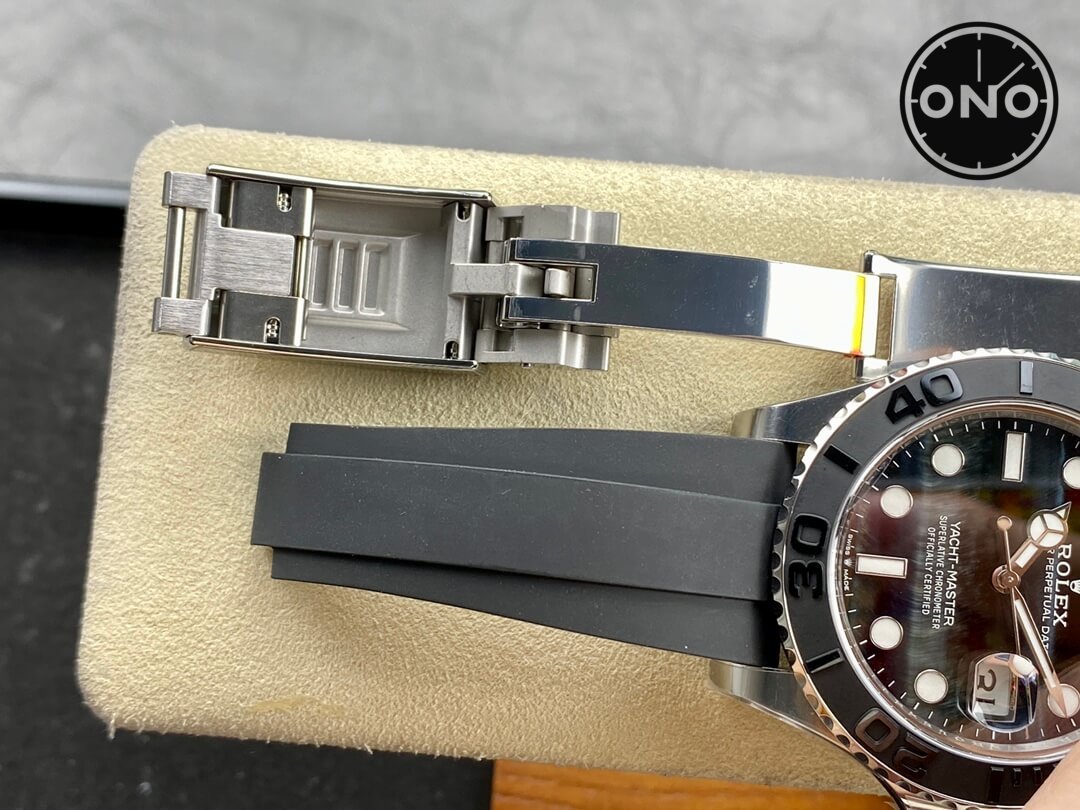 Yacht-Master_12_10.jpg