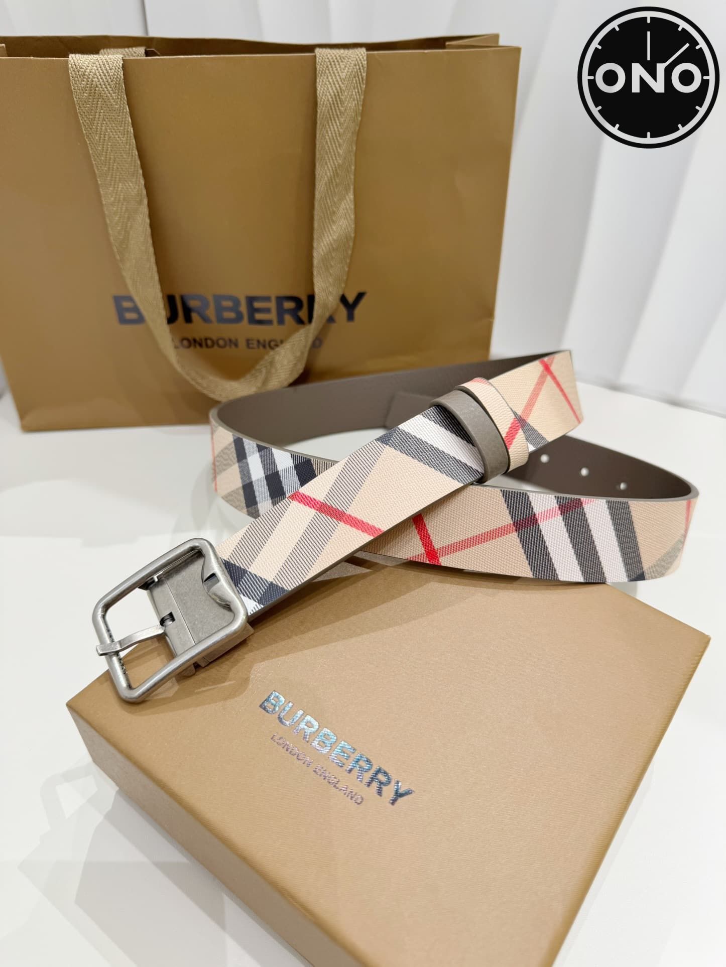 burberry_belt_18_2.jpg