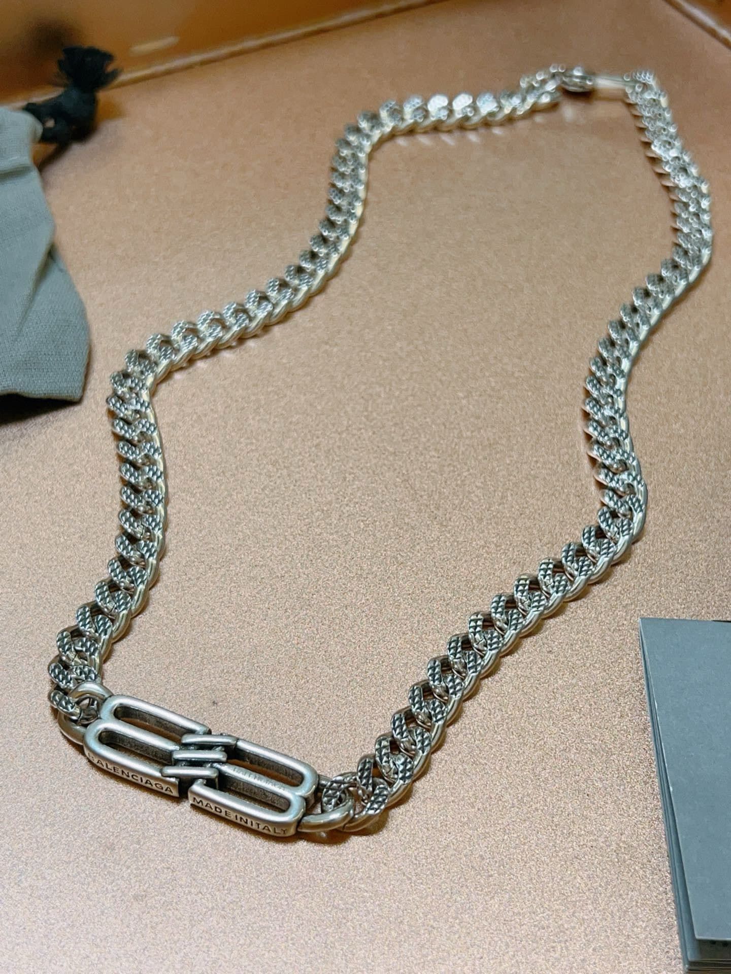 balenciaga-necklace_14_3.jpg