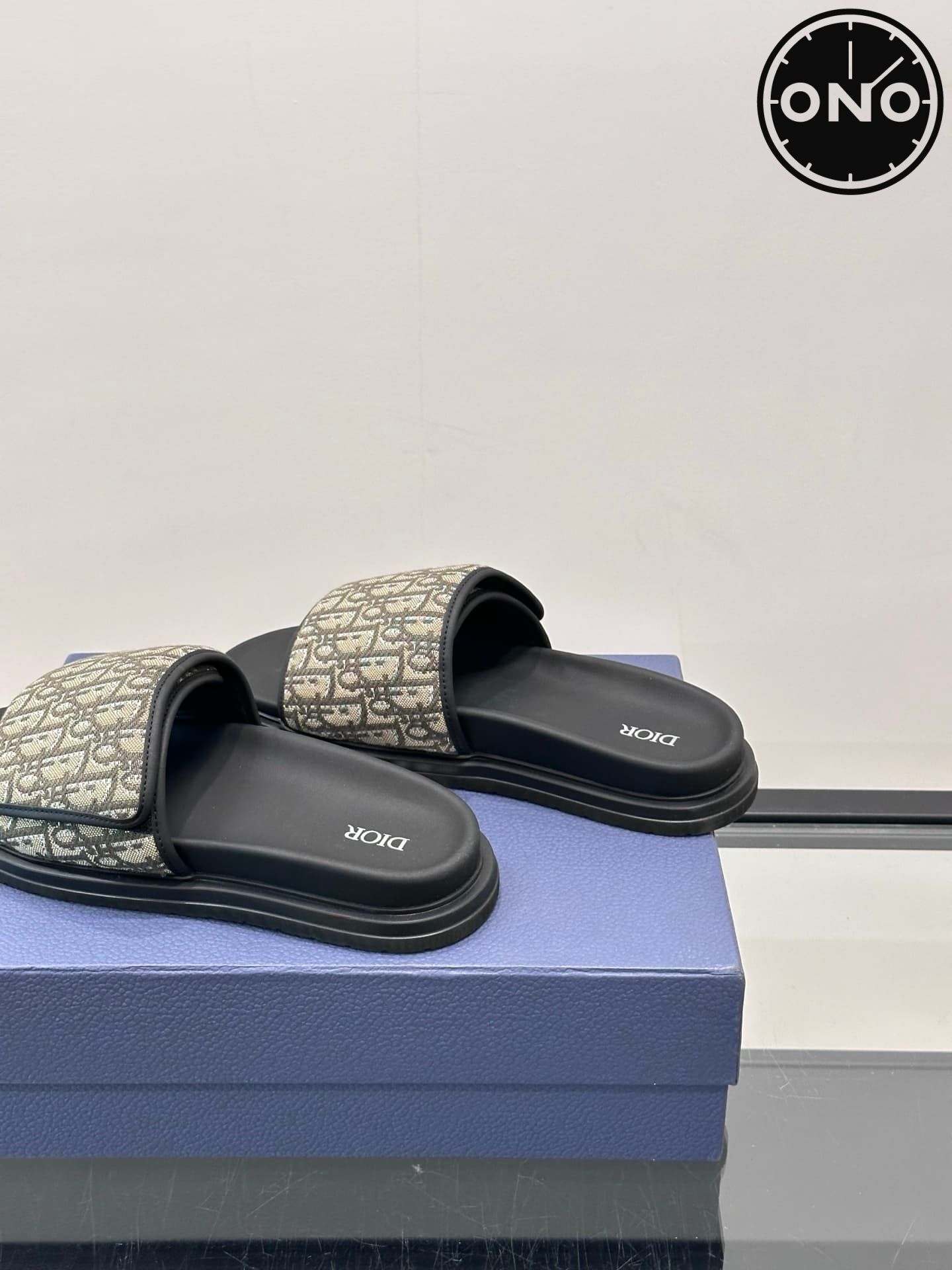 dior-slippers_8_6.jpg