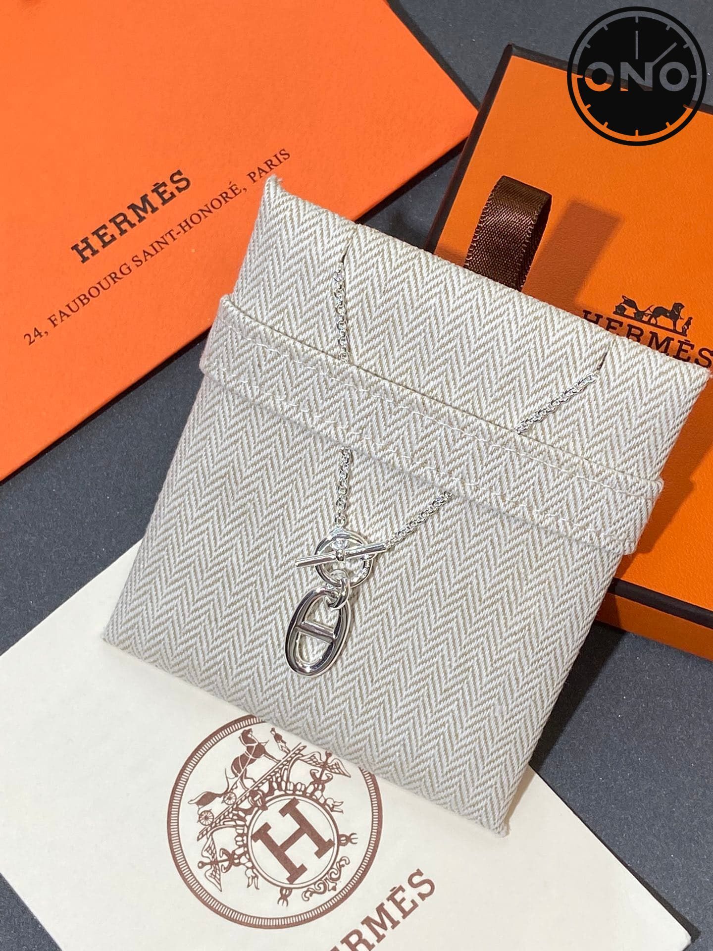 hermes-necklace_109_1.jpg