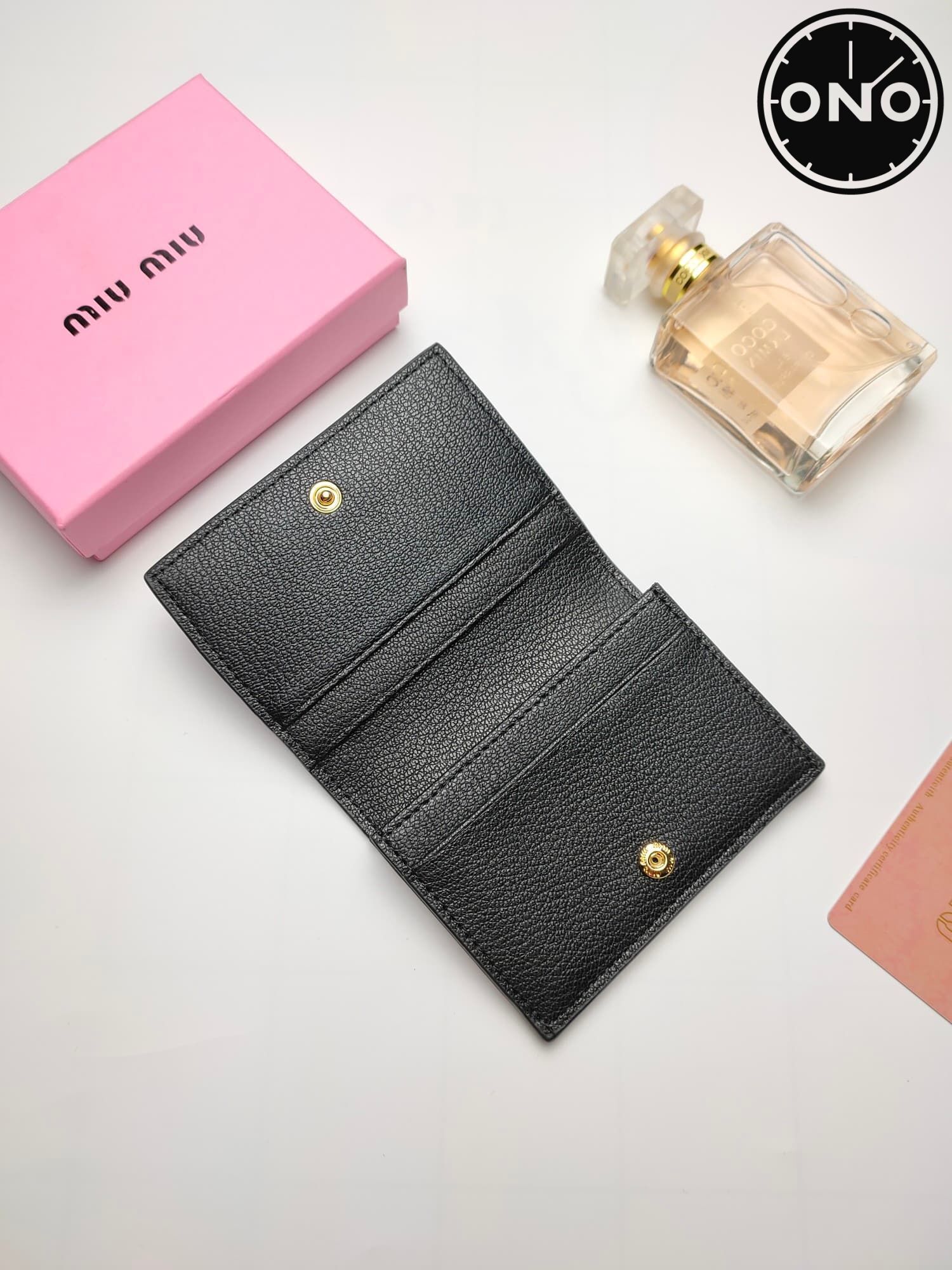 miumiu_wallet_28_2.jpg