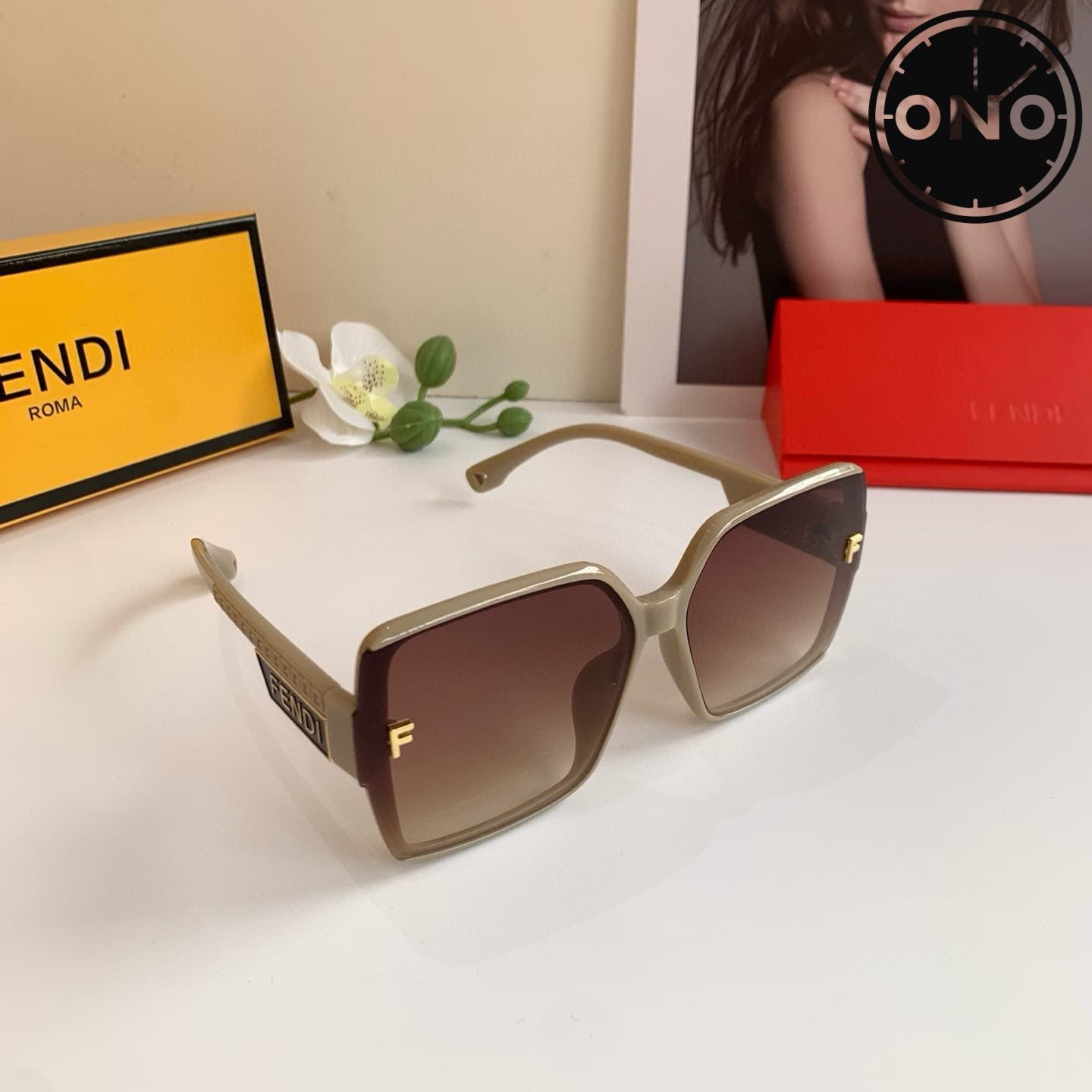 fendi-glasses_36_1.jpg